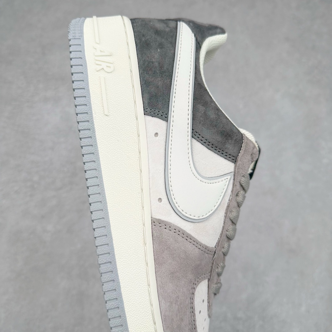 图片[6]-NK Air Force 1´07 Low 空军一号低帮百搭休闲运动板鞋 DW0831-896 柔软、弹性十足的缓震性能和出色的中底设计 横跨复古与现代的外型结合 造就出风靡全球 三十多年的Force 1 直到今天还深受青睐 尺码：36 36.5 37.5 38 38.5 39 40 40.5 41 42 42.5 43 44 44.5 45-选品中心