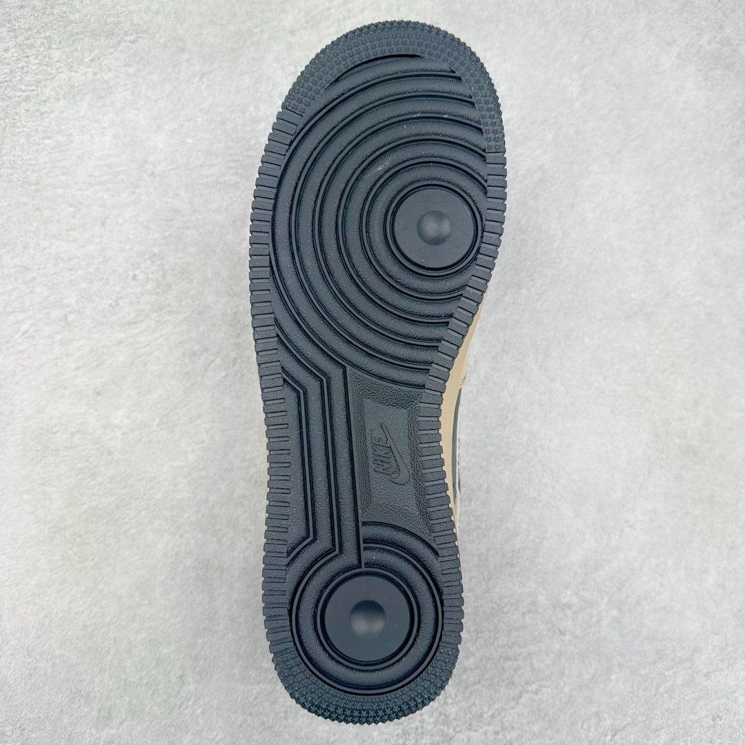 图片[9]-NK Air Force 1´07 Low 空军一号低帮百搭休闲运动板鞋 KK1988-033 柔软、弹性十足的缓震性能和出色的中底设计 横跨复古与现代的外型结合 造就出风靡全球 三十多年的Force 1 直到今天还深受青睐 尺码：36 36.5 37.5 38 38.5 39 40 40.5 41 42 42.5 43 44 44.5 45-选品中心