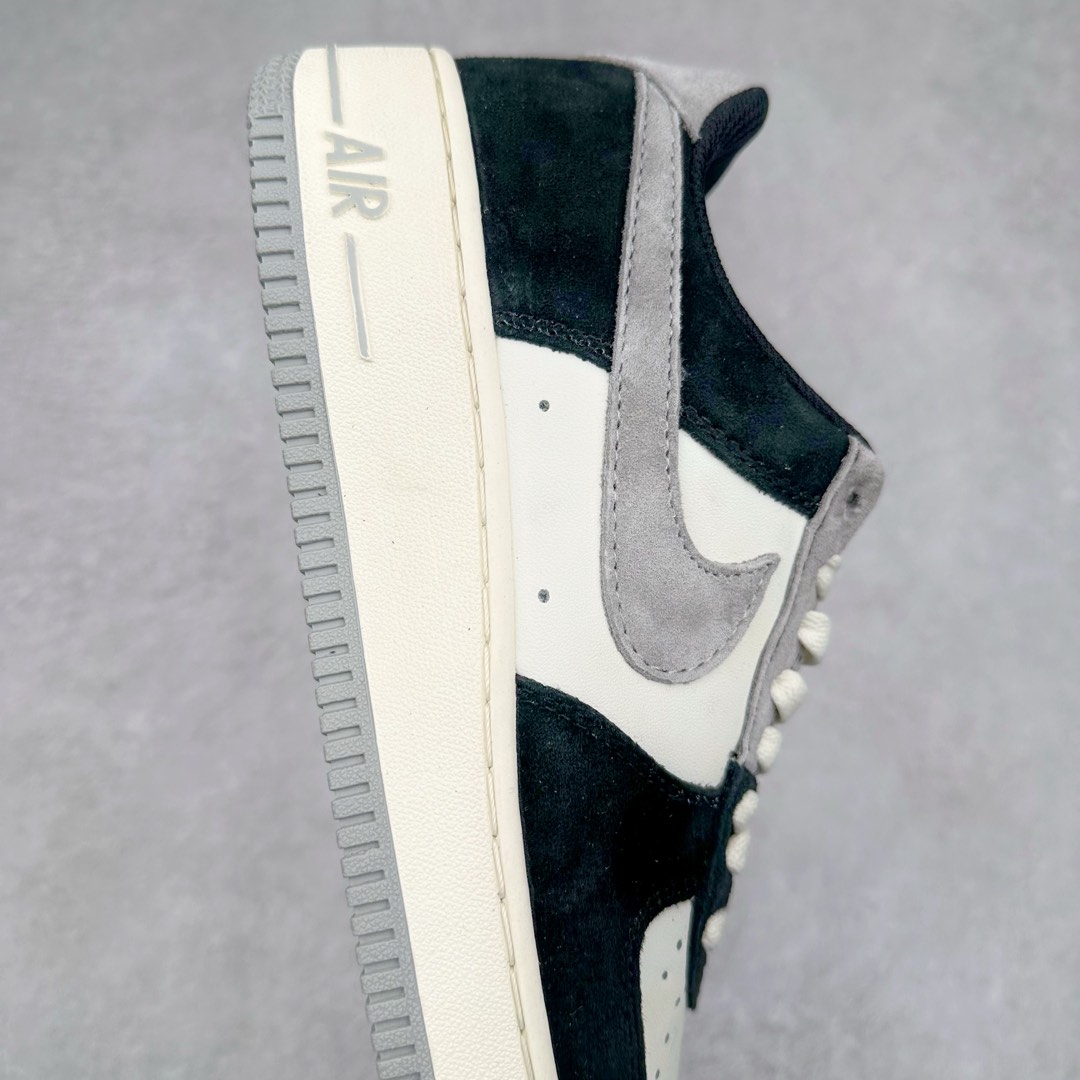 图片[6]-NK Air Force 1´07 Low 空军一号低帮百搭休闲运动板鞋 AV0383-233 柔软、弹性十足的缓震性能和出色的中底设计 横跨复古与现代的外型结合 造就出风靡全球 三十多年的Force 1 直到今天还深受青睐 尺码：36 36.5 37.5 38 38.5 39 40 40.5 41 42 42.5 43 44 44.5 45-选品中心