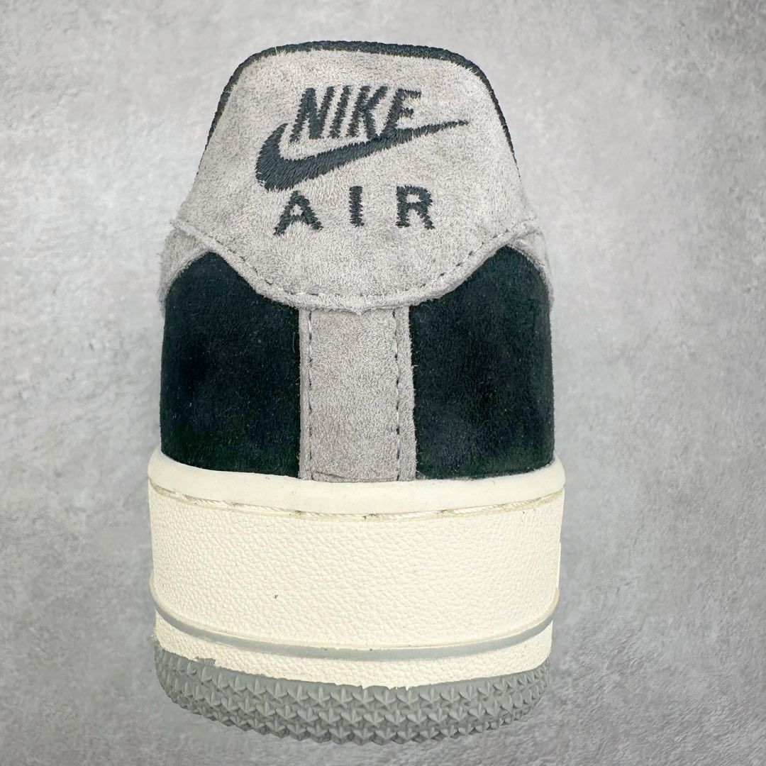 图片[8]-NK Air Force 1´07 Low 空军一号低帮百搭休闲运动板鞋 AV0383-233 柔软、弹性十足的缓震性能和出色的中底设计 横跨复古与现代的外型结合 造就出风靡全球 三十多年的Force 1 直到今天还深受青睐 尺码：36 36.5 37.5 38 38.5 39 40 40.5 41 42 42.5 43 44 44.5 45-选品中心