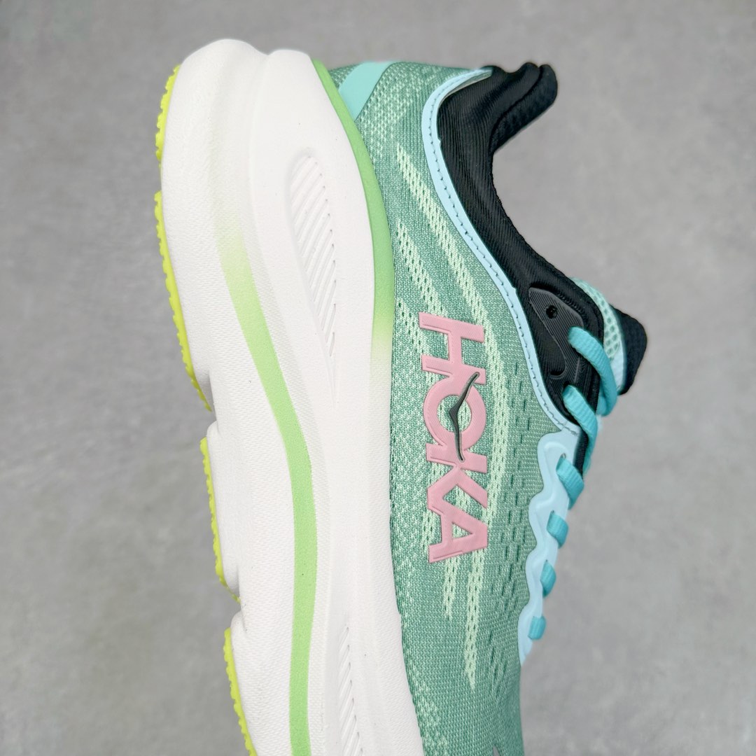 图片[6]-HOKA ONE ONE Bondi 9 WIDE 邦迪九代舒适防滑耐磨低帮休闲跑步鞋 HOKA ONE ONE是来自美国的跑步鞋知名品牌，创立于2009年，始终致力于为所有跑者提供更新、更好的跑步装备。相比常规跑鞋，HOKA ONE ONE特别研发使用性能独特的几何形跑鞋中底，此种鞋底更厚、更高、回弹性也更好，除了卓越的缓冲性能，它还能內各种阶段的跑者带来更具动感、更加稳定的跑步体验。HOKAONE ONE从设计之初就清楚意识到，要保证跑者步幅的均匀一致，双脚自然而然的运动至关重要。尺码：36 36.5 37.5 38 38.5 39 40 40.5 41 42 42.5 43 44 44.5 45-选品中心