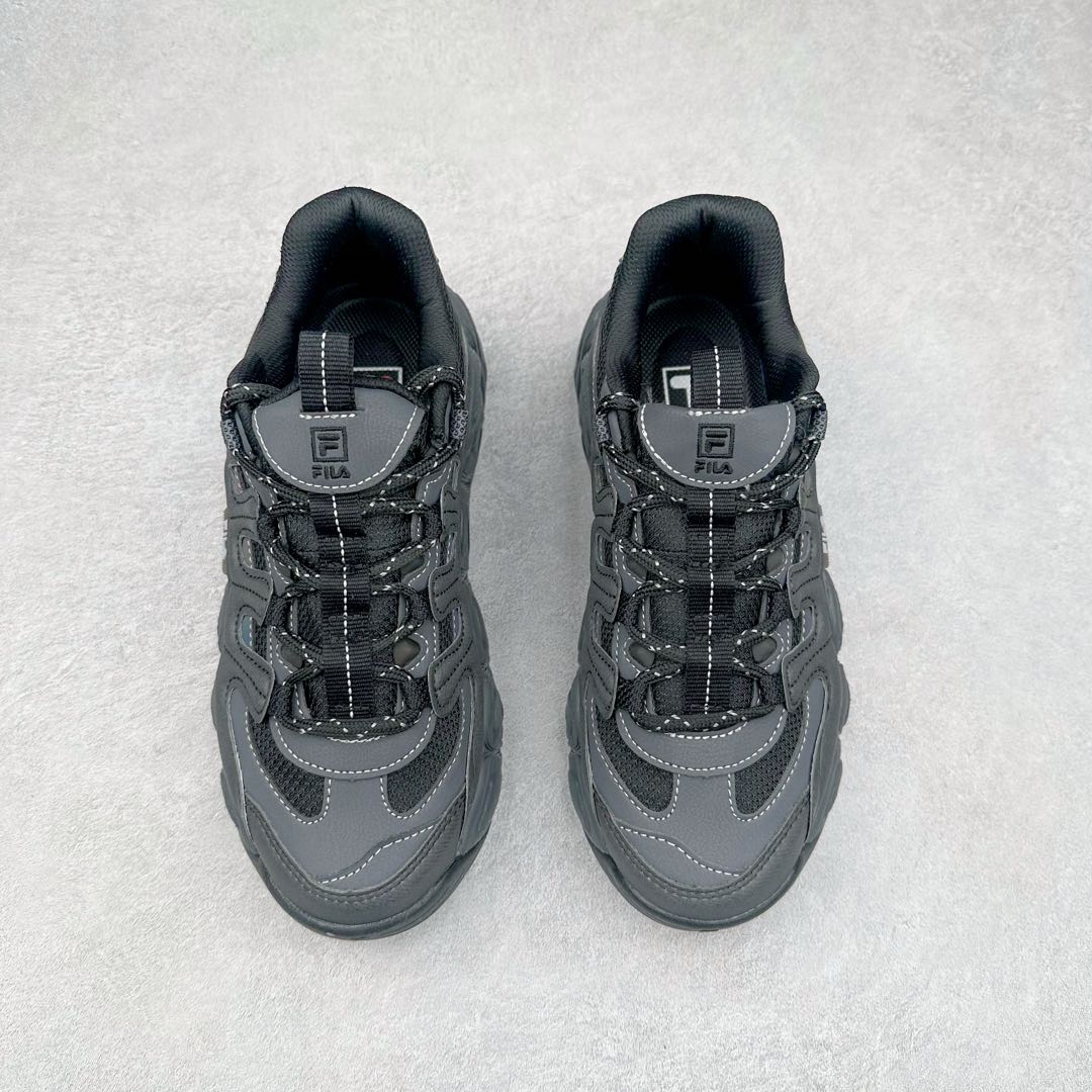 图片[2]-FILA originale collection Croissant 斐乐潮流Y2K复古潮牌防滑耐磨轻便低帮老爹鞋 FUSION 系列传承了 FILA 的百年基因，融入年轻运动及潮流文化，成为引领变革、创新突破的一代。以“1+N” 的跨界合作模式重现经典的同时创造经典。带来最出其不意的跨界合作惊喜。同时，FILAFUSION把FILA 的 DNA 融入到定制体验里，你可以随心制造厲于你的产品。FILA FUSION 的鞋家族涵盖了老爹鞋、跑步鞋、网球鞋、季节款。风格复古新潮，满足了时尚人士出行及各类运动的搭配需求，成为当下年轻人筷拥的鞋类品牌之一。FILA FUSION 走进年轻人的世界，通过年轻人运动，街舞，滑板，篮球，展现 FILA FUSION 的潮流态度和年轻文化。FILA FUSION 认为末来属于引领变革、创新突破的年轻一代，让我们一起构成 FILA 未来的蓝图吧！尺码：35.5 36 36.5 37.5 38 38.5 39 40-选品中心