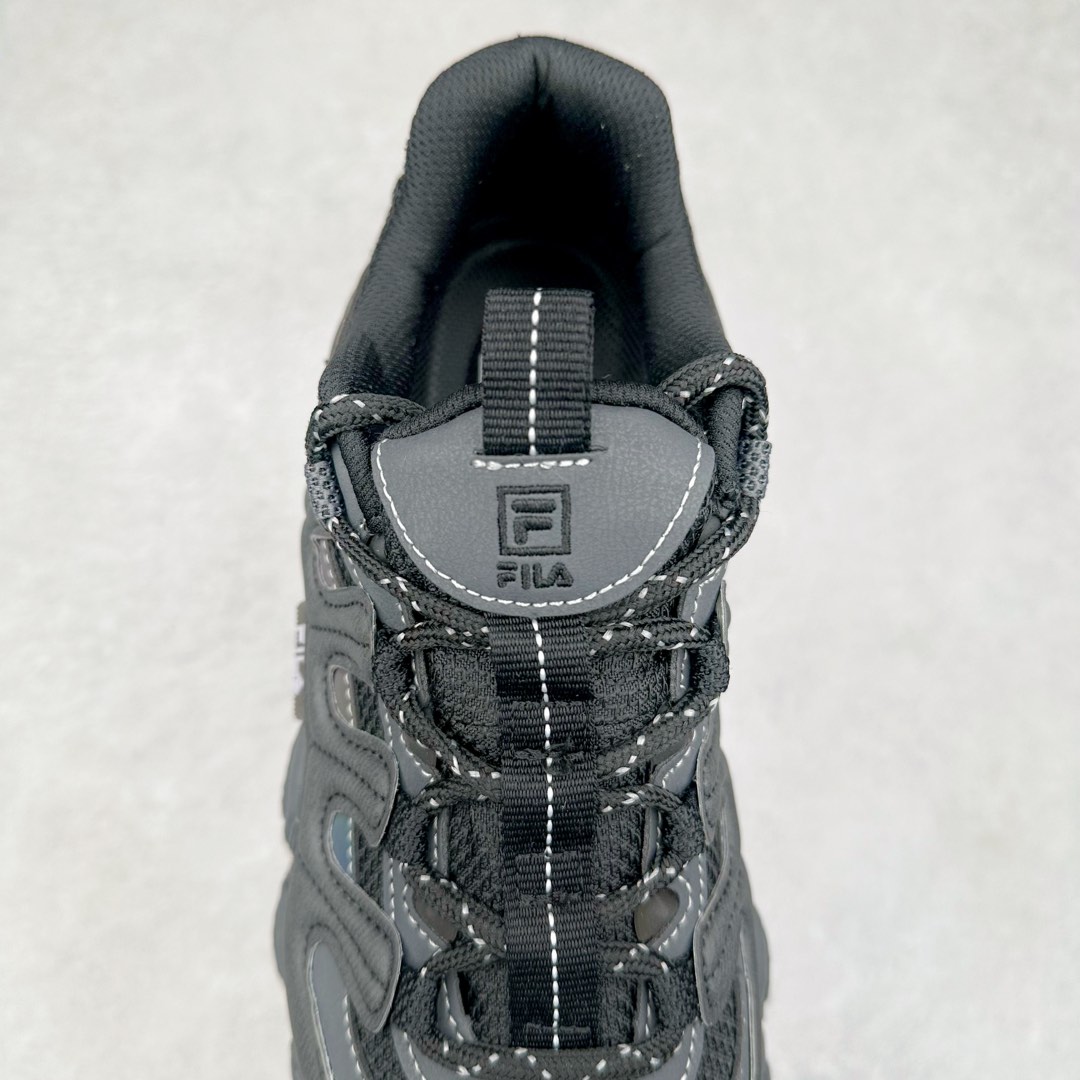 图片[5]-FILA originale collection Croissant 斐乐潮流Y2K复古潮牌防滑耐磨轻便低帮老爹鞋 FUSION 系列传承了 FILA 的百年基因，融入年轻运动及潮流文化，成为引领变革、创新突破的一代。以“1+N” 的跨界合作模式重现经典的同时创造经典。带来最出其不意的跨界合作惊喜。同时，FILAFUSION把FILA 的 DNA 融入到定制体验里，你可以随心制造厲于你的产品。FILA FUSION 的鞋家族涵盖了老爹鞋、跑步鞋、网球鞋、季节款。风格复古新潮，满足了时尚人士出行及各类运动的搭配需求，成为当下年轻人筷拥的鞋类品牌之一。FILA FUSION 走进年轻人的世界，通过年轻人运动，街舞，滑板，篮球，展现 FILA FUSION 的潮流态度和年轻文化。FILA FUSION 认为末来属于引领变革、创新突破的年轻一代，让我们一起构成 FILA 未来的蓝图吧！尺码：35.5 36 36.5 37.5 38 38.5 39 40-选品中心