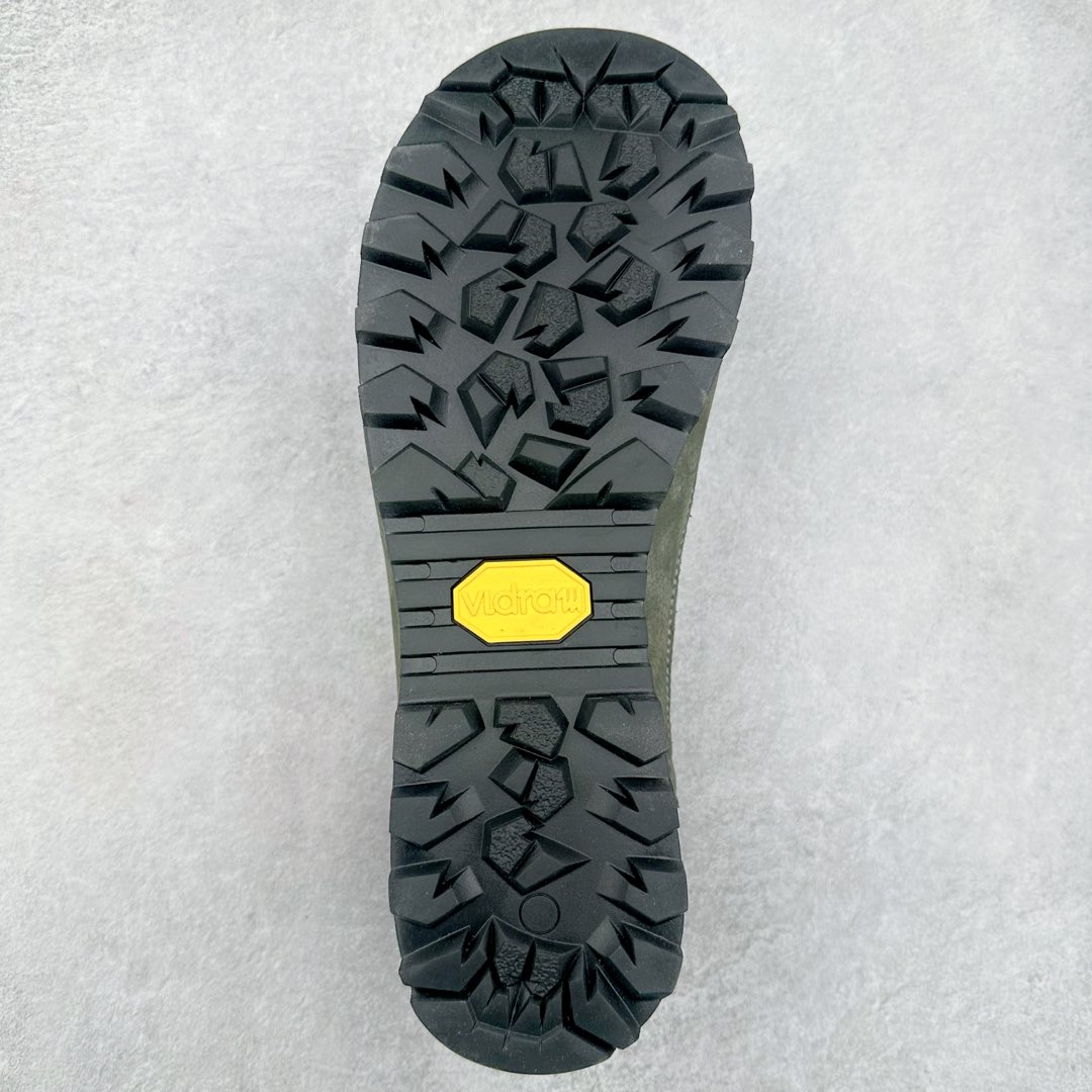 图片[9]-＃HP CRISPI Monaco GTX 舒适 减震防滑防水透气 低帮登山徒步鞋 GORE-TEX防水构造、VIBRAM Megagrip大底，不管是穿梭于城市，还是行走在大自然户外，MONACO LOW GTX都无惧天气、场景的变化！内底稳定系统，动态支撑使用整个足部区域，舒不舒服，脚会告诉我们。或许永远没有完美，但“意大利制作”的理念、高质量材料的选用，是CRISPI对完美无止境的追求。尺码：35 36 36.5 37.5 38 38.5 39 40 40.5 41 42 42.5 43 44 44.5 45-选品中心