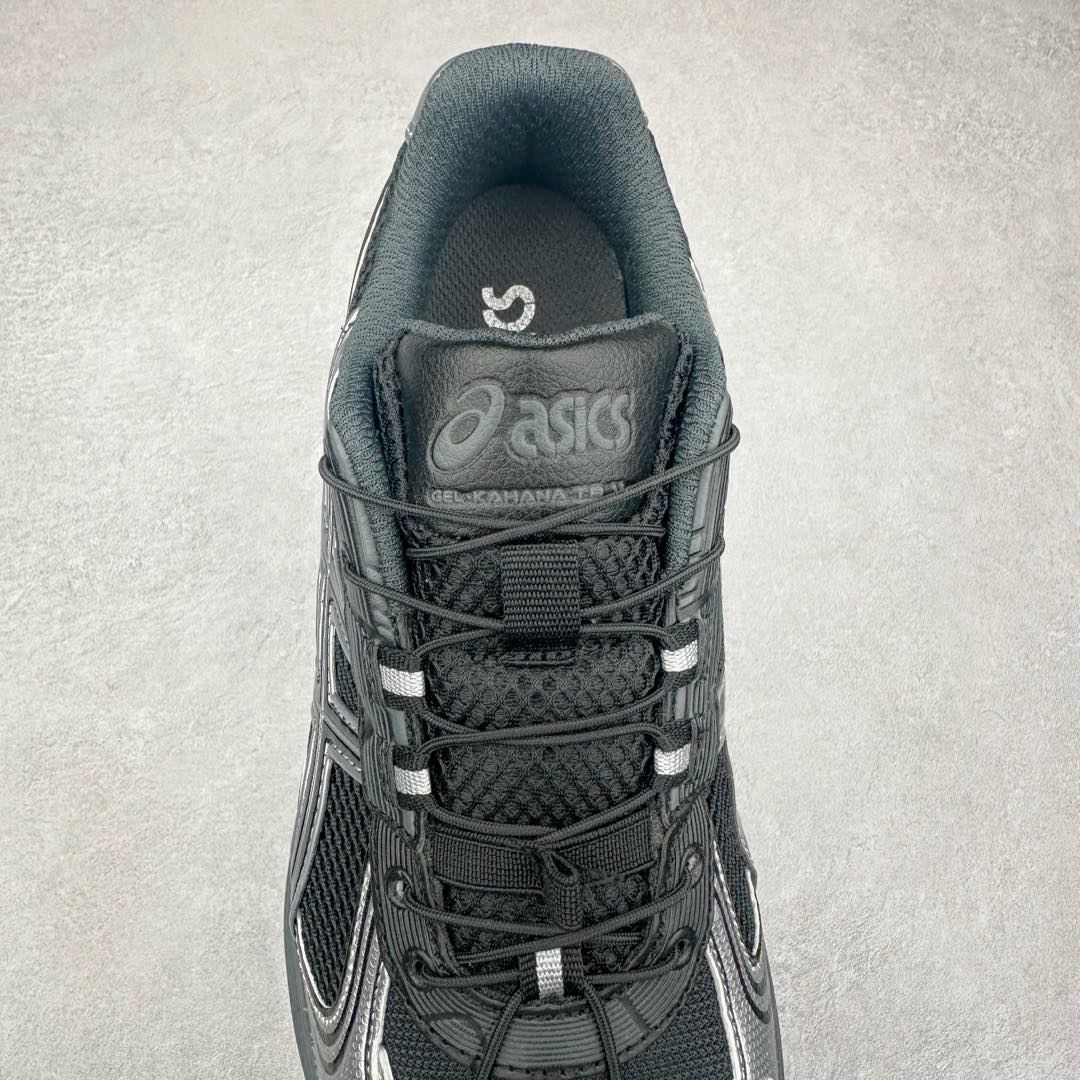 图片[5]-ASICS Gel-Kahana TR V4 亚瑟士机能户外风系列低帮轻量缓震休闲运动跑步鞋 身处城市的喧嚣，内心的想象却永不停歇，Z世代处于现实的繁忙中始终想象着生活的另一种可能和对未知的展望。想象并非背离现实，而是对自我最真实的期待。为鼓励新世代青年唤起对自我的正向的想象，并展开积极的行动，ASICS亚瑟士于2024释出全新主题——唤想自定义。率先推出鞋款GEL-KAHANA TR V4，将出色的城市潮流与户外机能融为一体，实现无界想象与唤回真实自我的完美连结。于城市绽放姿态，唤想自定义。GEL-KAHANA TR V4融合了极具户外型格的设计细节。鞋款大底与中底采用了AHAR耐磨橡胶与GEL缓震胶技术，拥有良好的抓地力与舒适的穿着体验。鞋底所使用的一体化TPU稳定片，为更好地贴合GEL-KAHANA TR V4而全新开模再造，能有效防止脚部过度扭转与侧翻，在提供优秀稳定性的同时，进一步增强了鞋款的机能设计美学。快速系带系统在方便穿戴的同时，为户外运动提供了更优的防护。 GEL-KAHANA TR V4为日常穿着提供稳定、舒适的支撑，鼓励每个人在城市空间中的大胆探索，追寻无拘束的旷野之梦。尺码：36 37 37.5 38 39 39.5 40.5 41.5 42 42.5 43.5 44 44.5 45-选品中心
