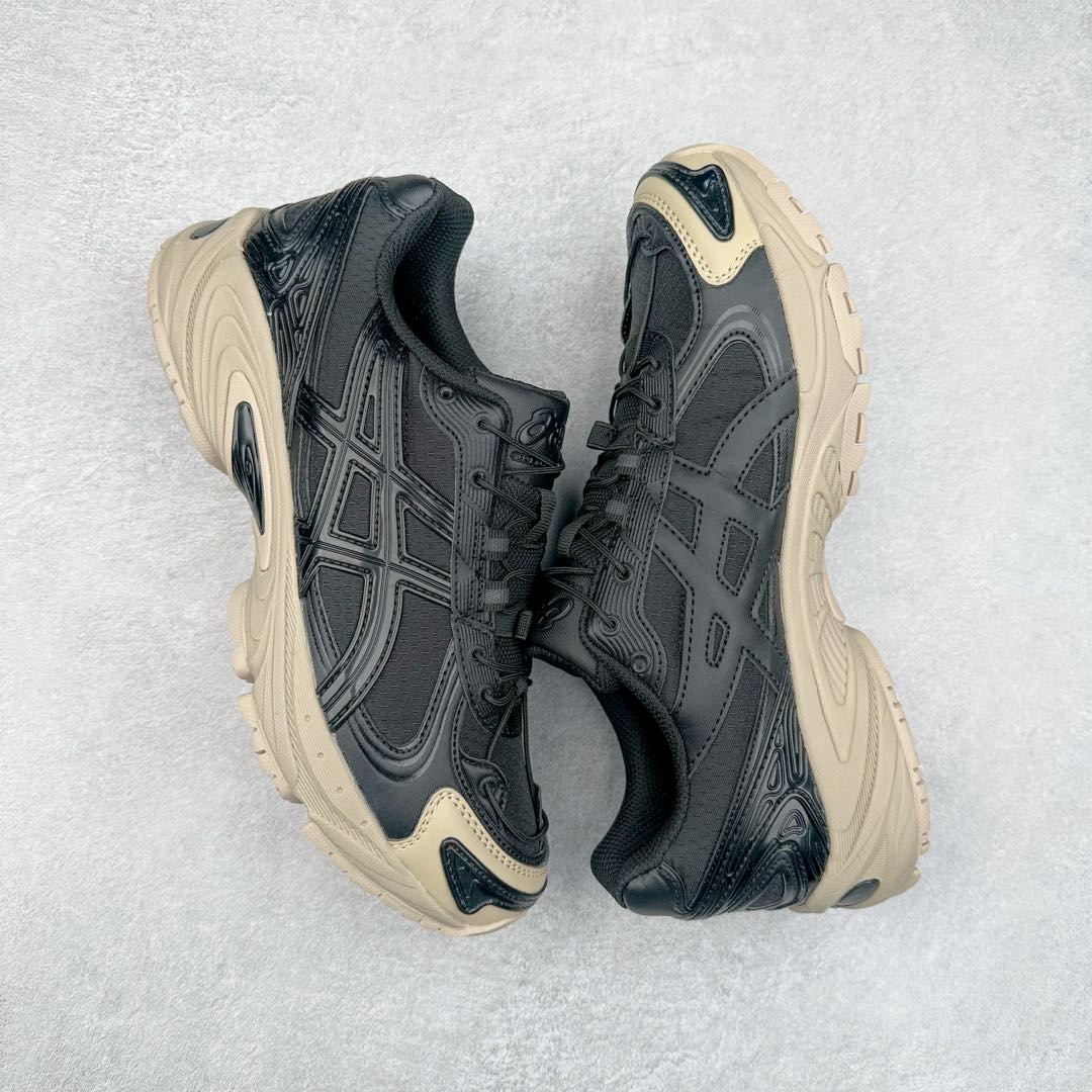 图片[3]-ASICS Gel-Kahana TR V4 亚瑟士机能户外风系列低帮轻量缓震休闲运动跑步鞋 身处城市的喧嚣，内心的想象却永不停歇，Z世代处于现实的繁忙中始终想象着生活的另一种可能和对未知的展望。想象并非背离现实，而是对自我最真实的期待。为鼓励新世代青年唤起对自我的正向的想象，并展开积极的行动，ASICS亚瑟士于2024释出全新主题——唤想自定义。率先推出鞋款GEL-KAHANA TR V4，将出色的城市潮流与户外机能融为一体，实现无界想象与唤回真实自我的完美连结。于城市绽放姿态，唤想自定义。GEL-KAHANA TR V4融合了极具户外型格的设计细节。鞋款大底与中底采用了AHAR耐磨橡胶与GEL缓震胶技术，拥有良好的抓地力与舒适的穿着体验。鞋底所使用的一体化TPU稳定片，为更好地贴合GEL-KAHANA TR V4而全新开模再造，能有效防止脚部过度扭转与侧翻，在提供优秀稳定性的同时，进一步增强了鞋款的机能设计美学。快速系带系统在方便穿戴的同时，为户外运动提供了更优的防护。 GEL-KAHANA TR V4为日常穿着提供稳定、舒适的支撑，鼓励每个人在城市空间中的大胆探索，追寻无拘束的旷野之梦。尺码：36 37 37.5 38 39 39.5 40.5 41.5 42 42.5 43.5 44 44.5 45-选品中心