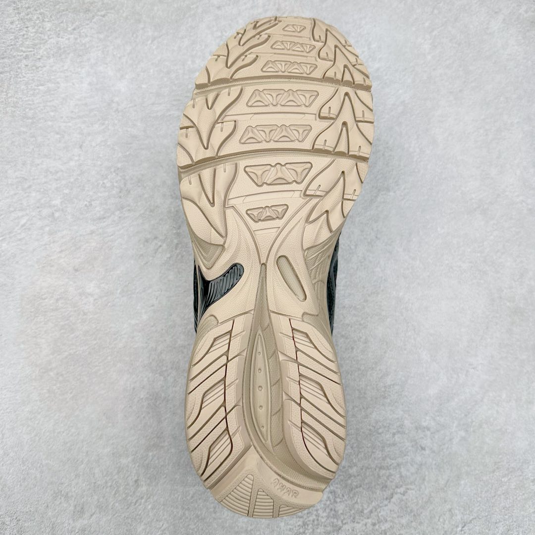 图片[9]-ASICS Gel-Kahana TR V4 亚瑟士机能户外风系列低帮轻量缓震休闲运动跑步鞋 身处城市的喧嚣，内心的想象却永不停歇，Z世代处于现实的繁忙中始终想象着生活的另一种可能和对未知的展望。想象并非背离现实，而是对自我最真实的期待。为鼓励新世代青年唤起对自我的正向的想象，并展开积极的行动，ASICS亚瑟士于2024释出全新主题——唤想自定义。率先推出鞋款GEL-KAHANA TR V4，将出色的城市潮流与户外机能融为一体，实现无界想象与唤回真实自我的完美连结。于城市绽放姿态，唤想自定义。GEL-KAHANA TR V4融合了极具户外型格的设计细节。鞋款大底与中底采用了AHAR耐磨橡胶与GEL缓震胶技术，拥有良好的抓地力与舒适的穿着体验。鞋底所使用的一体化TPU稳定片，为更好地贴合GEL-KAHANA TR V4而全新开模再造，能有效防止脚部过度扭转与侧翻，在提供优秀稳定性的同时，进一步增强了鞋款的机能设计美学。快速系带系统在方便穿戴的同时，为户外运动提供了更优的防护。 GEL-KAHANA TR V4为日常穿着提供稳定、舒适的支撑，鼓励每个人在城市空间中的大胆探索，追寻无拘束的旷野之梦。尺码：36 37 37.5 38 39 39.5 40.5 41.5 42 42.5 43.5 44 44.5 45-选品中心