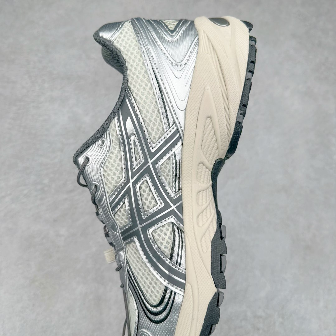 图片[7]-ASICS Gel-Kahana TR V4 亚瑟士机能户外风系列低帮轻量缓震休闲运动跑步鞋 身处城市的喧嚣，内心的想象却永不停歇，Z世代处于现实的繁忙中始终想象着生活的另一种可能和对未知的展望。想象并非背离现实，而是对自我最真实的期待。为鼓励新世代青年唤起对自我的正向的想象，并展开积极的行动，ASICS亚瑟士于2024释出全新主题——唤想自定义。率先推出鞋款GEL-KAHANA TR V4，将出色的城市潮流与户外机能融为一体，实现无界想象与唤回真实自我的完美连结。于城市绽放姿态，唤想自定义。GEL-KAHANA TR V4融合了极具户外型格的设计细节。鞋款大底与中底采用了AHAR耐磨橡胶与GEL缓震胶技术，拥有良好的抓地力与舒适的穿着体验。鞋底所使用的一体化TPU稳定片，为更好地贴合GEL-KAHANA TR V4而全新开模再造，能有效防止脚部过度扭转与侧翻，在提供优秀稳定性的同时，进一步增强了鞋款的机能设计美学。快速系带系统在方便穿戴的同时，为户外运动提供了更优的防护。 GEL-KAHANA TR V4为日常穿着提供稳定、舒适的支撑，鼓励每个人在城市空间中的大胆探索，追寻无拘束的旷野之梦。尺码：36 37 37.5 38 39 39.5 40.5 41.5 42 42.5 43.5 44 44.5 45-选品中心