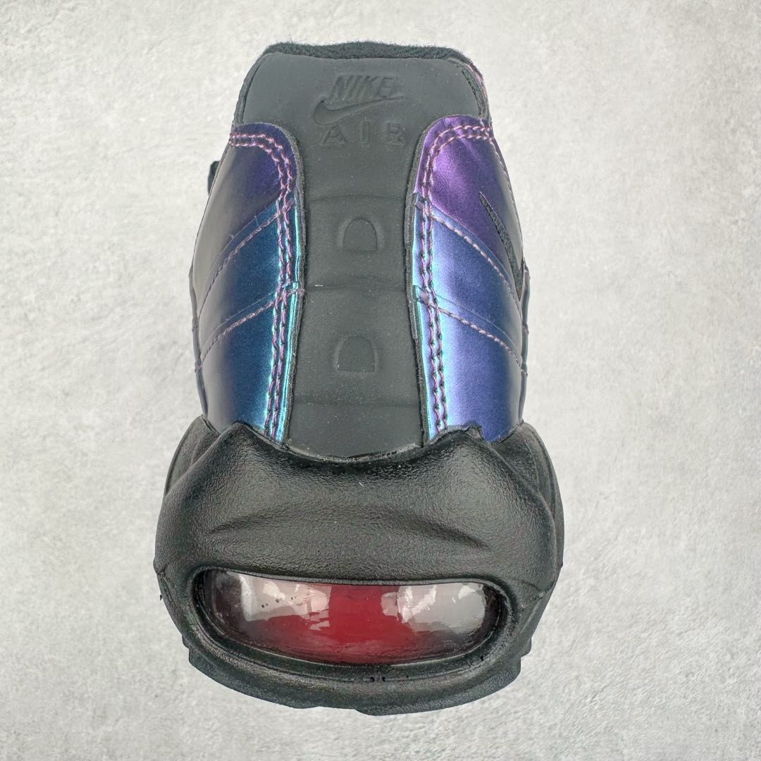 图片[8]-＃MX版 NK Air Max 95 复古减震气垫跑鞋 经典重温 538416-021 外单专供大厂出品 品质稳定 一百余色 终端操作 鞋款设计灵感源于人体构造 中底设计基于人体的脊柱构造 是整体设计的核心 尼龙孔眼代表了肋骨 而分层式面板和网眼象征着肌肉纤维和肉体组织 Air Max 95采用了两个独立的吹塑成型的Air-Sole单元 并首次在前掌使用可视化气垫设计 Swoosh logo夜当作一个 点符号放在了鞋子的后帮位置 20年的发展让 AIR MAX 95有了不同的故事 20年后再度面向世人的时候 焕然一新的面貌 让人有了另外一种清新脱俗的感觉 尺码：39 40 40.5 41 42 42.5 43 44 44.5 45 46 47.5 48-选品中心