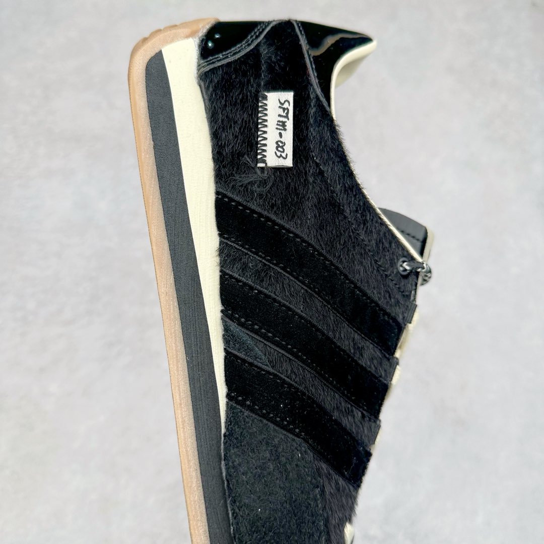 图片[6]-Song for the Mute x AD Originals SFTM-003 联名款复古慢跑鞋 JH9010 Originals与时装品牌Song for the Mute即将迎来第三个合作系列 这个系列主打的也是怀旧的氛围 采用了Country OG这个诞生于上世纪70年代的鞋款 尼龙和绒面革的梦幻拼接 低调而富有质感 呈现SFTM一贯的面料美学 三款不同风格的配色 亮点十足的斑点鞋带 体现怀旧主义和前卫设计无缝交织 鞋款采用了低帮的造型 方便日常穿着 同时对于外底做了处理 皮革材质和尼龙布材质的组合也更具是时代感 尺码：36 36.5 37 38 38.5 39 40 40.5 41 42 42.5 43 44 44.5 45-选品中心