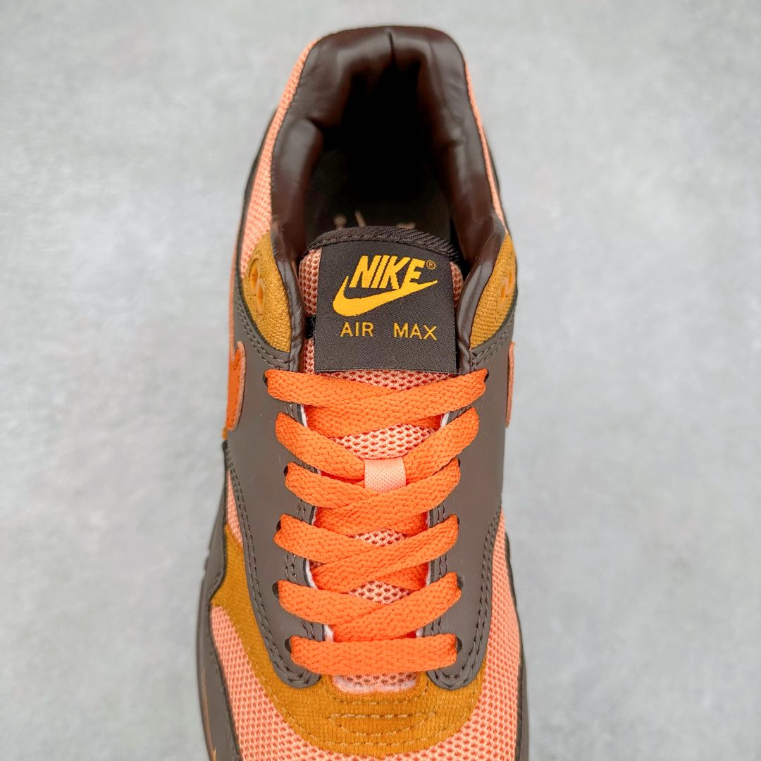 图片[5]-NK Air Max 1 初代复古气垫慢跑鞋 HF7346-200 由Tinker Hatfeld和Mark Parker在1987年设计 灵感来自于巴黎蓬皮杜中心 在参观了蓬皮杜中心之后提出了Air Max的标志性开窗可视气垫的理念 并将其实际开发成功 是NK史上第一双可视气垫跑鞋 凭借着Air Max气垫带来的舒适脚感和鞋面面料上的不断精进才使得Air Max 1在现如今都是复古慢跑鞋的首选 深厚的历史渊源 独特的流线形设计 极为复古的外观使得它深受鞋迷的喜爱 尺码：36 36.5 37.5 38 38.5 39 40 40.5 41 42 42.5 43 44 44.5 45-选品中心