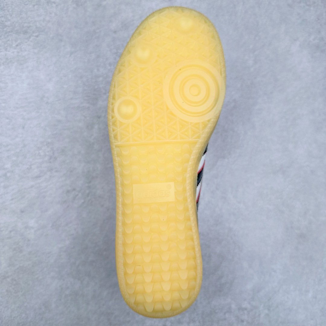 图片[9]-AD Original Samba OG 复古经典轻便板鞋 JQ5976 这款桑巴鞋展示了高质量的工艺 带有装饰的超锁缝制和无缝的手感 柔软、柔软的皮革造型和标志性的3条纹完成了精致的外观 正规合身鞋带 鞋面上有绒面鞋垫 橡胶鞋底 享受正畸套筒软感 自50年代首次亮相以来就一直在赢得粉丝的青睐 尺码：36 36.5 37.5 38 38.5 39 40 40.5 41 42 42.5 43 44 44.5 45-选品中心