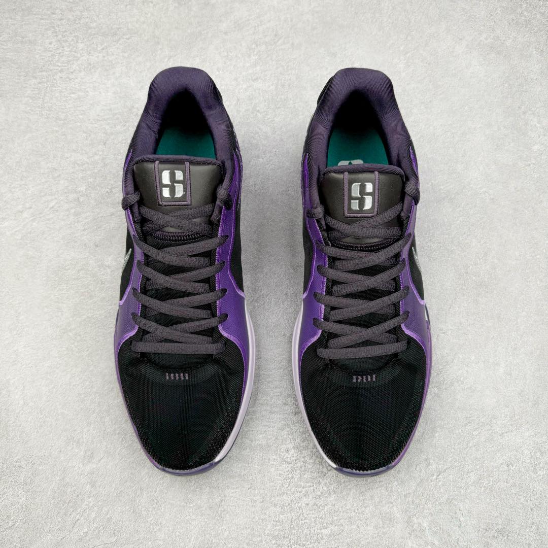 图片[2]-NK Sabrina 2 \’lonic\’ 萨布丽娜二代签名减震防滑低帮篮球鞋 FQ2174-003 灵感来自 lonescu 的罗马尼亚传统 在前掌和鞋眼处采用特殊图案 向传统的罗马尼亚艺术和建筑致敬 它配备了全掌 NK React 缓震系统 并在前脚掌处配备了 Zoom Air 气垫 大胆的任何人任何地方 信息嵌入中底 象征着 lonescu的竞争精神以及她相信梦想家可以来自任何地方 该鞋还包括带锁定中足束带系统 以帮助固定脚部 Sabrina 1 的这款产品采用光子粉尘、无烟煤色、紫红色梦幻、浅烟灰色和浅骨色配色方案 尺码：40 40.5 41 42 42.5 43 44 44.5 45 46-选品中心