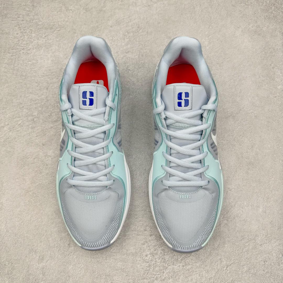 图片[2]-NK Sabrina 2 \’lonic\’ 萨布丽娜二代签名减震防滑低帮篮球鞋 FQ2174-002 灵感来自 lonescu 的罗马尼亚传统 在前掌和鞋眼处采用特殊图案 向传统的罗马尼亚艺术和建筑致敬 它配备了全掌 NK React 缓震系统 并在前脚掌处配备了 Zoom Air 气垫 大胆的任何人任何地方 信息嵌入中底 象征着 lonescu的竞争精神以及她相信梦想家可以来自任何地方 该鞋还包括带锁定中足束带系统 以帮助固定脚部 Sabrina 1 的这款产品采用光子粉尘、无烟煤色、紫红色梦幻、浅烟灰色和浅骨色配色方案 尺码：40 40.5 41 42 42.5 43 44 44.5 45 46-选品中心