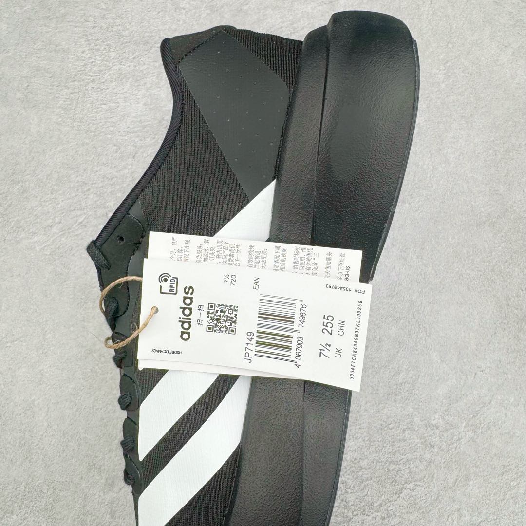 图片[7]-＃纯原 AD Adizero Eva SL M 零度进化版系列低帮轻便透气竞速休闲运动慢跑鞋 JP7149 相信大家对去年 adidas 横空出世的「顶级超跑」adiZero Adios Pro EVO 1 记忆犹新！不仅登顶阿迪史上最轻跑鞋宝座，更在接下来的全球马拉松赛事中，持续书写着惊人成绩，被网友戏称新一代「阿迪神鞋」全网刷屏！极简设计语言与强烈速度感和存在感的鞋侧三线，让人过目不忘，特别种草！其中定位于中长跑训练的 adidas Adizero Evo SL，整体外观造型与 adiZero Adios Pro EVO 1 非常相似。中底配置方面搭载全掌 Lightstrike Pro，鞋面采用透气网面示人，契合日常训练鞋的定位，更加耐用。外底给到了马牌橡胶，及类似上代竞速旗舰 adidas Adizero Adios Pro 3 区域分布。整体看下来无论是外观的鲜明辨识度，还是配置的扎实程度都很顶。尺码：36 36⅔ 37⅓ 38 38⅔ 39⅓ 40 40⅔ 41⅓ 42 42⅔ 43⅓ 44 45-选品中心