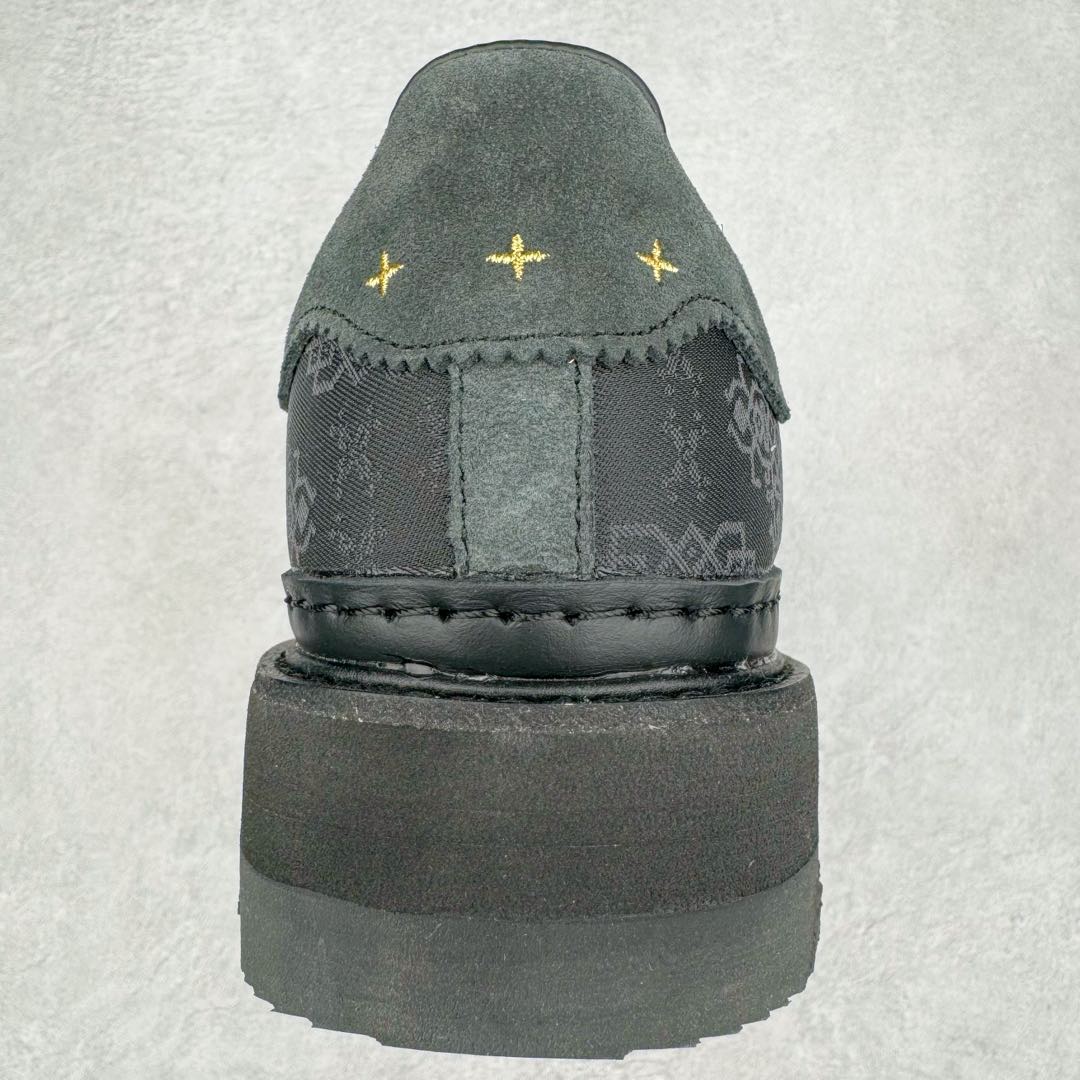 图片[8]-＃纯原 CLOT x AD Originals Superstar “Chinese New Year” 贝壳头联名蛇年限定 黑丝绸 JR5114 如今各个品牌都非常重视春节主题鞋款的打造，这其中也包括我们非常熟知的CLOT。CLOT为即将到来的蛇年准备的是一双与adidas Originals联手打造的Superstar。这双鞋的整体设计思路和风格可以说很CLOT，最大的特点就是鞋身选用了丝绸材质，并且上面还带有CLOT和三叶草的图案标识，而鞋侧的标志性三道杠也加入了蛇鳞纹理来呼应主题。鞋款整体选用了易穿搭的黑色作为主色调，鞋带扣、古币挂饰以及鞋舌的双方标识均使用了金色，而加厚的锯齿形外底以及标志性的贝壳头无疑把鞋款的独特属性进一步展现出来。尺码：36 36.5 37.5 38 38.5 39 40 40.5 41 42 42.5 43 44 44.5 45 46-选品中心