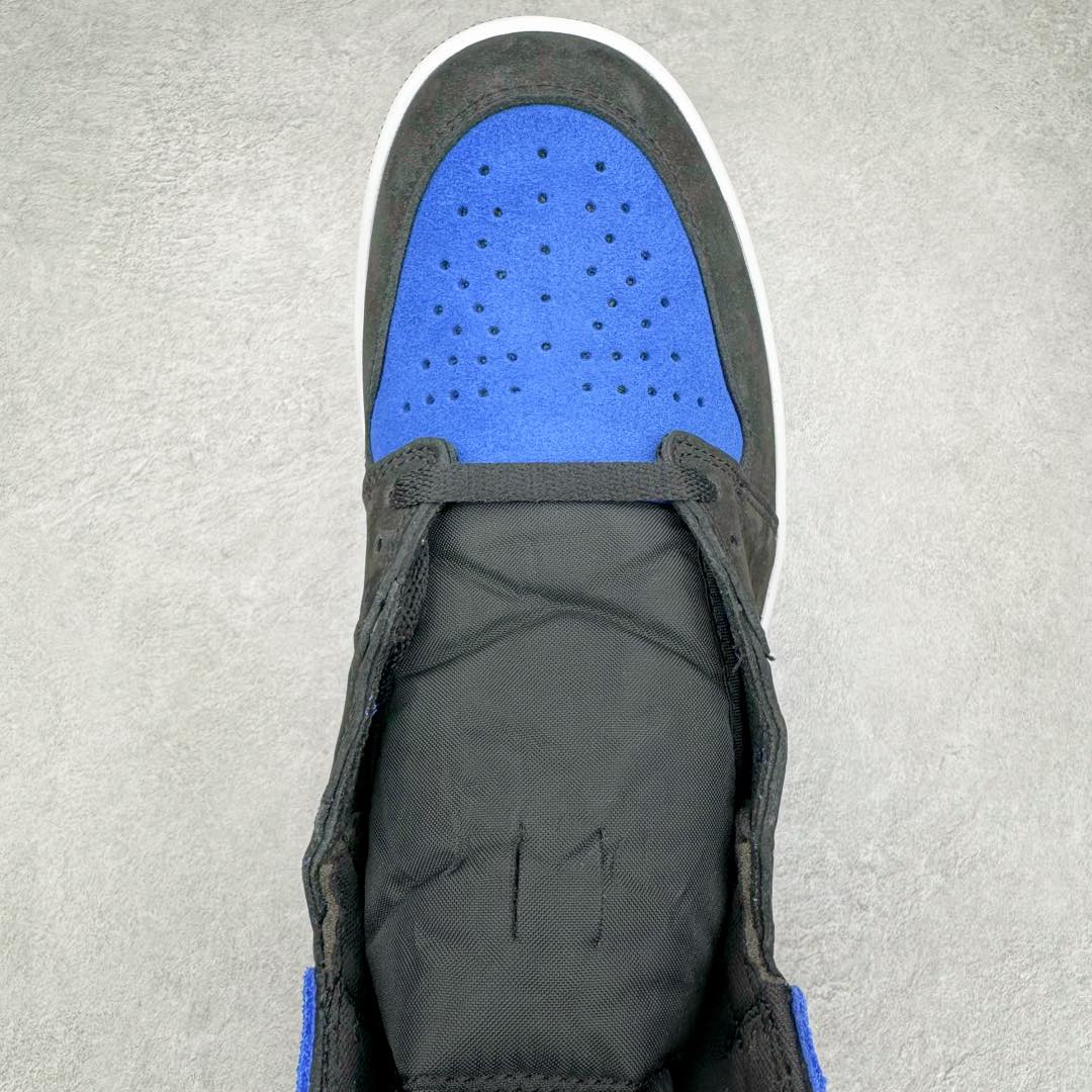 图片[4]-＃DGC裁片福利 Air Jordan AJ1 Retro High 翻毛皮皇家蓝 DZ5485-042 全套原纸板楦头开发 原厂特供皮料加持 确保原汁原味 完美呈现一代版型 一比一鞋头弧度高度鞋身弧度 数据细节工艺流程均保持原鞋一致 后跟弧度收口自然对折 极致一眼正品既视感 原厂皮料 进口玻璃冲刀皮料裁剪零毛边 承诺百分百一致原鞋 全鞋电脑针车工艺 鞋面清洁度最高QC检验标准 控制溢胶 飞翼3D高频深度立体 鞋盒、防尘纸 均采购来自原厂 尺码对应库存‼️-选品中心