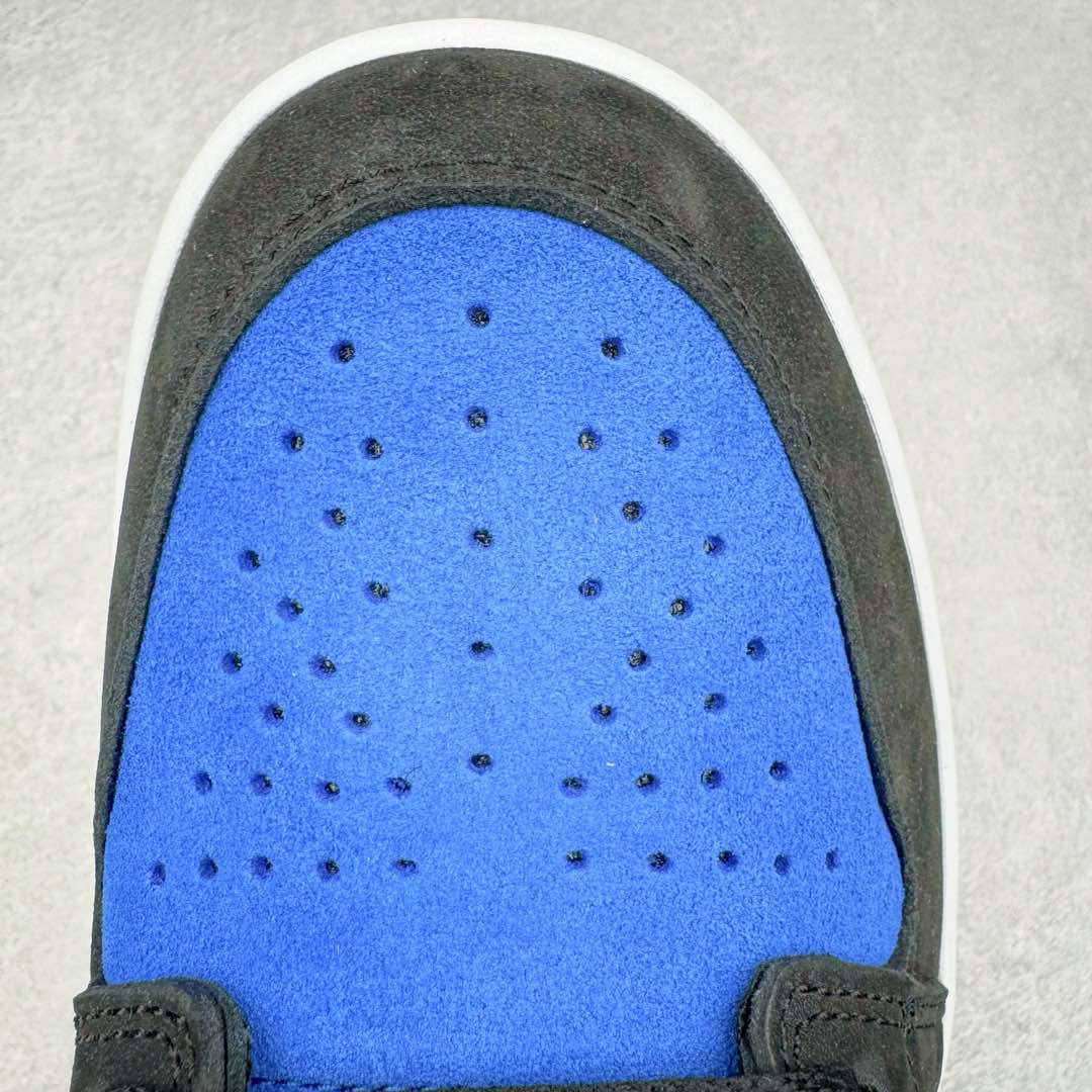 图片[13]-＃DGC裁片福利 Air Jordan AJ1 Retro High 翻毛皮皇家蓝 DZ5485-042 全套原纸板楦头开发 原厂特供皮料加持 确保原汁原味 完美呈现一代版型 一比一鞋头弧度高度鞋身弧度 数据细节工艺流程均保持原鞋一致 后跟弧度收口自然对折 极致一眼正品既视感 原厂皮料 进口玻璃冲刀皮料裁剪零毛边 承诺百分百一致原鞋 全鞋电脑针车工艺 鞋面清洁度最高QC检验标准 控制溢胶 飞翼3D高频深度立体 鞋盒、防尘纸 均采购来自原厂 尺码对应库存‼️-选品中心