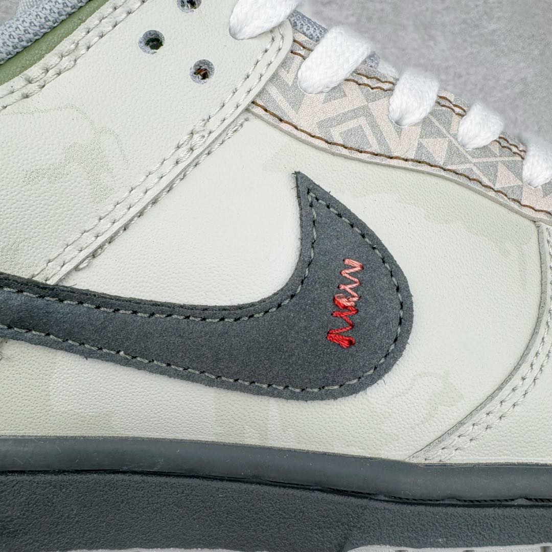 图片[16]-＃YC纯原 NK Dunk Low 心系旷野DD1391-103 定制系列天花板 无原鞋不开发 全系列得物原鞋一比一校对开发 配色持续更新中 终端对接 优势输出 全套原厂楦头原纸板数据档案倾力打造 原汁原味莞产 极致还原 圈内最强针车工艺 高端零售指定版 广东原厂配套原盒原标 鞋盒分三个尺码段 原厂冲刀 超高清洁度 全鞋零毛边皮料切割 采用原厂百宏鞋带以及原厂百宏织唛舌标 内标可供原厂几率过验 进口原装条纹中底布 四线拉帮白色点胶 原厂拉帮手法遵循公司 原厂电绣 极致还原 尺码：36 36.5 37.5 38 38.5 39 40 40.5 41 42 42.5 43 44 44.5 45 46-选品中心