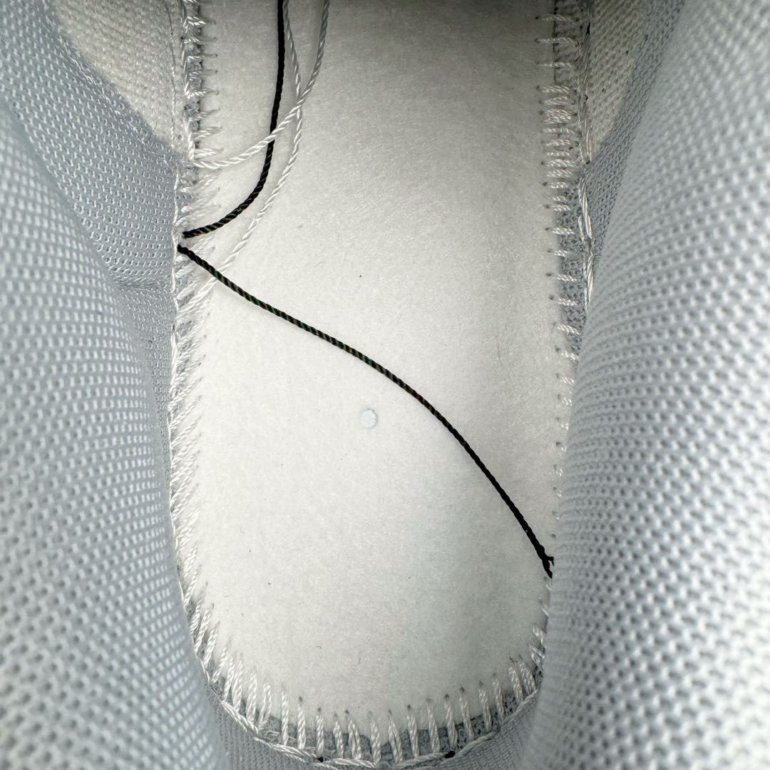 图片[21]-＃YC纯原 NK Dunk Low 心系旷野DD1391-103 定制系列天花板 无原鞋不开发 全系列得物原鞋一比一校对开发 配色持续更新中 终端对接 优势输出 全套原厂楦头原纸板数据档案倾力打造 原汁原味莞产 极致还原 圈内最强针车工艺 高端零售指定版 广东原厂配套原盒原标 鞋盒分三个尺码段 原厂冲刀 超高清洁度 全鞋零毛边皮料切割 采用原厂百宏鞋带以及原厂百宏织唛舌标 内标可供原厂几率过验 进口原装条纹中底布 四线拉帮白色点胶 原厂拉帮手法遵循公司 原厂电绣 极致还原 尺码：36 36.5 37.5 38 38.5 39 40 40.5 41 42 42.5 43 44 44.5 45 46-选品中心