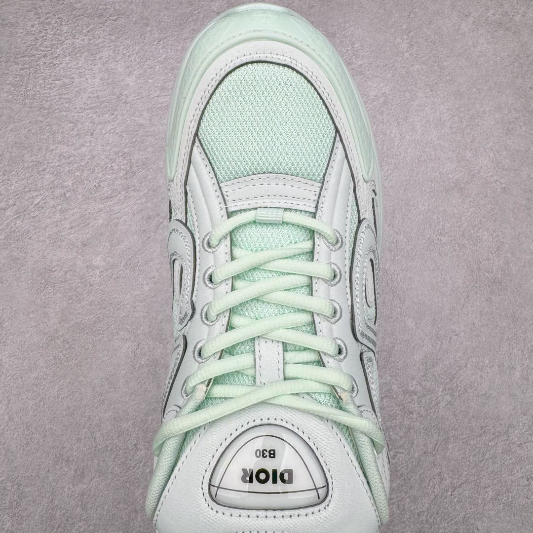 图片[4]-纯原 Dior x Stone Island 迪奥石头岛联名款B30系列休闲运动鞋老爹鞋 原版购入开发 做货 这次精彩的合作堪称一场别开生面的对话，展现了非凡的创意。金•琼斯 （KIM JONES）倾情呈献 DIOR AND STONEISLAND 限定系列，经典罗盘玫瑰与 DIOR 徽标相互融合外贸热销款 原版开模 海淘专供品质同渠道货源 该款系列采用黑网色眼织物白和色科技料面精心制作，作饰以反光“CD30”图形标志，外格轻盈的刻雕效果橡胶鞋搭底配标志性点的缀提升格调，内弹部力细节塑造想理的舒适穿着体验可与各休式闲造型配搭，彰显尚时现代的运风动范 尺码：38 39 40 41 42 43 44 45 46 47-选品中心