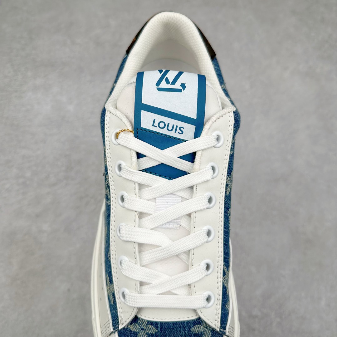 图片[5]-Louis Vuitton 路易威登 lv Time Out 低帮时尚运动板鞋 为舒软小牛皮革压印金属质感 Monogram 图案 再令 Louis 和vuitton 装饰点缀鞋带 与卢勒克斯金属线共同 释放莹泽光芒 搭配后部 Monogram帆布饰边和加厚胎面橡胶外底 鞋面胎牛皮和进口PVC制裁而成 高密度进口电脑车线工艺、经典LOGO跟PVC完美结合 原版大底开模 内里采用进口羊皮 超软皮内里+鞋垫 最新LV/路易威登 杨幂 关晓彤 官方等多明星网红同款 快手抖音等多平台热推 尺码：35 36 37 38 39 40 41 42 43 44-选品中心