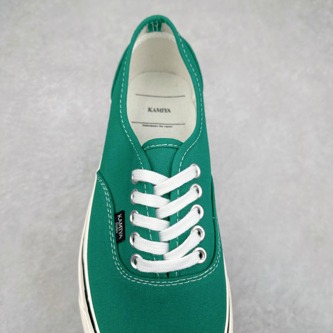 图片[5]-KAMIYA x MADNESS 重磅联名3.0 鲨鱼齿 五色 MMY三原康裕副线设计师KOJI KAMIYA主理日本新晋潮流品牌/神谷康司联名余文乐主理品牌成立十周年特别企划MADNESS x KAMIYA Vulcanize Low Sneaker 系列开口笑扭曲水线休闲运动硫化滑板板鞋“联名鲨鱼齿” 尺码：35 36 36.5 37 38 38.5 39 40 40.5 41 42 42.5 43 44-选品中心