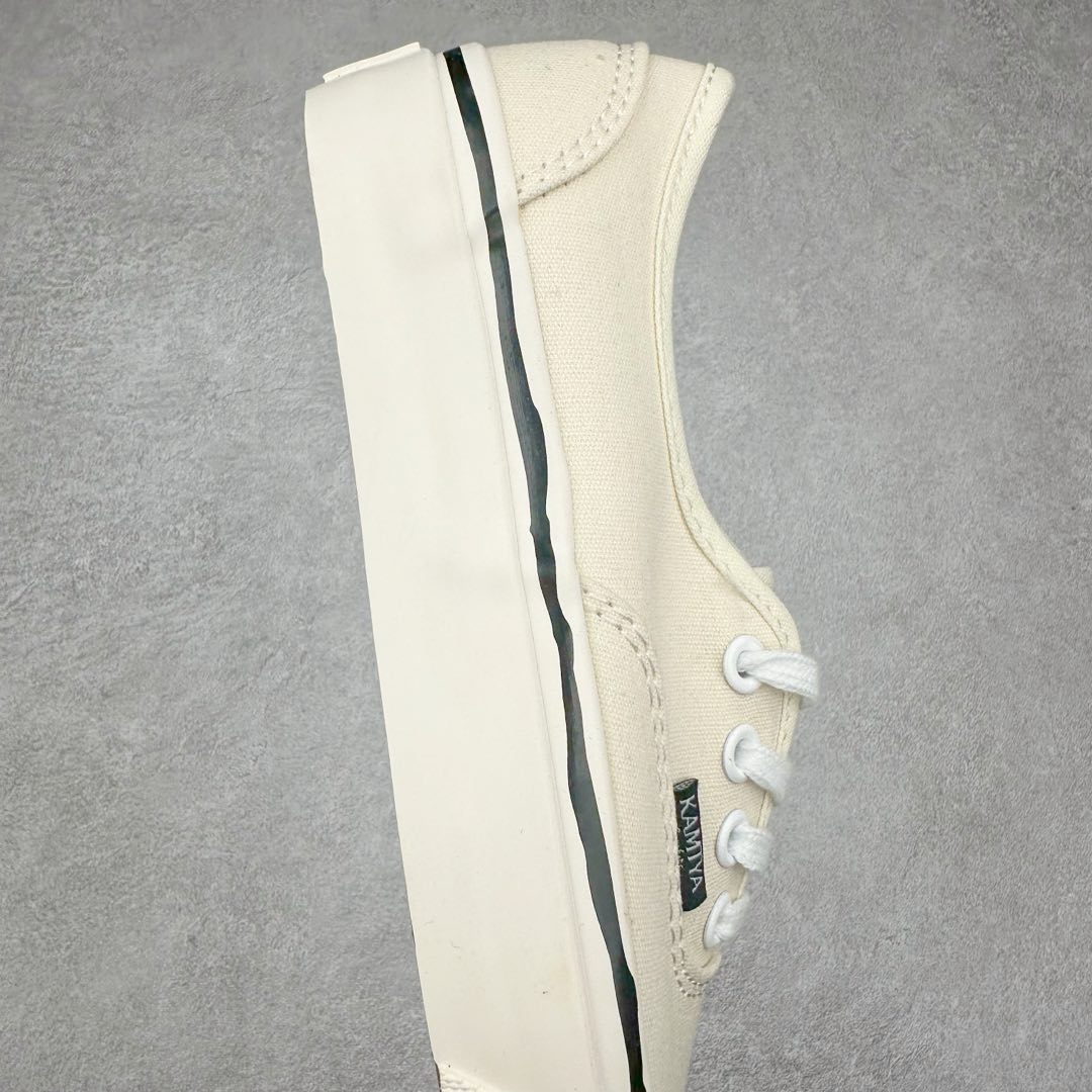 图片[6]-KAMIYA x MADNESS 重磅联名3.0 鲨鱼齿 五色 MMY三原康裕副线设计师KOJI KAMIYA主理日本新晋潮流品牌/神谷康司联名余文乐主理品牌成立十周年特别企划MADNESS x KAMIYA Vulcanize Low Sneaker 系列开口笑扭曲水线休闲运动硫化滑板板鞋“联名鲨鱼齿” 尺码：35 36 36.5 37 38 38.5 39 40 40.5 41 42 42.5 43 44-选品中心