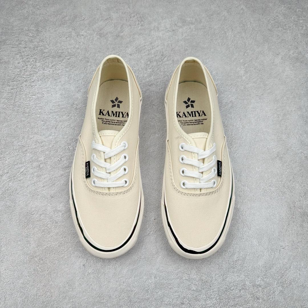 图片[2]-KAMIYA x MADNESS 重磅联名3.0 鲨鱼齿 五色 MMY三原康裕副线设计师KOJI KAMIYA主理日本新晋潮流品牌/神谷康司联名余文乐主理品牌成立十周年特别企划MADNESS x KAMIYA Vulcanize Low Sneaker 系列开口笑扭曲水线休闲运动硫化滑板板鞋“联名鲨鱼齿” 尺码：35 36 36.5 37 38 38.5 39 40 40.5 41 42 42.5 43 44-选品中心