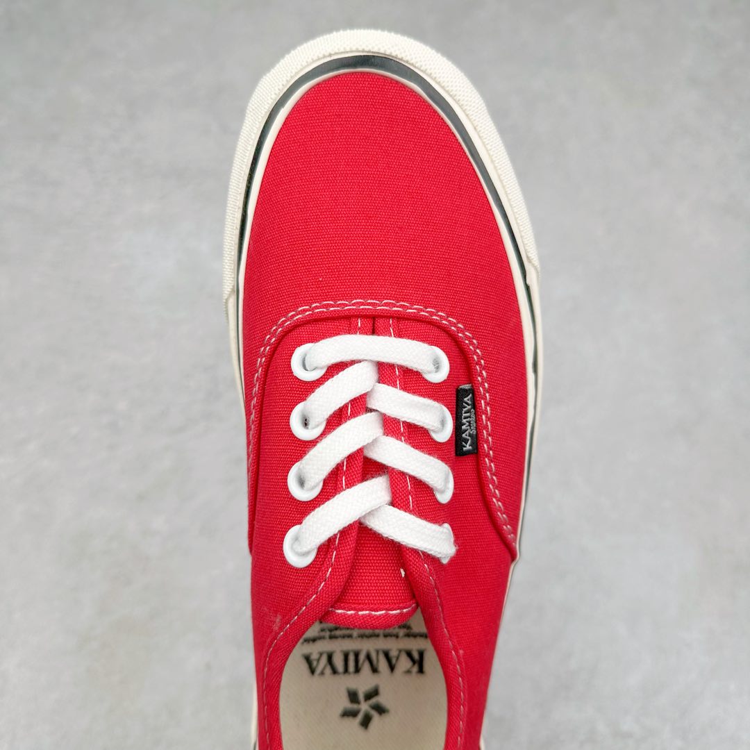 图片[4]-KAMIYA x MADNESS 重磅联名3.0 鲨鱼齿 五色 MMY三原康裕副线设计师KOJI KAMIYA主理日本新晋潮流品牌/神谷康司联名余文乐主理品牌成立十周年特别企划MADNESS x KAMIYA Vulcanize Low Sneaker 系列开口笑扭曲水线休闲运动硫化滑板板鞋“联名鲨鱼齿” 尺码：35 36 36.5 37 38 38.5 39 40 40.5 41 42 42.5 43 44-选品中心