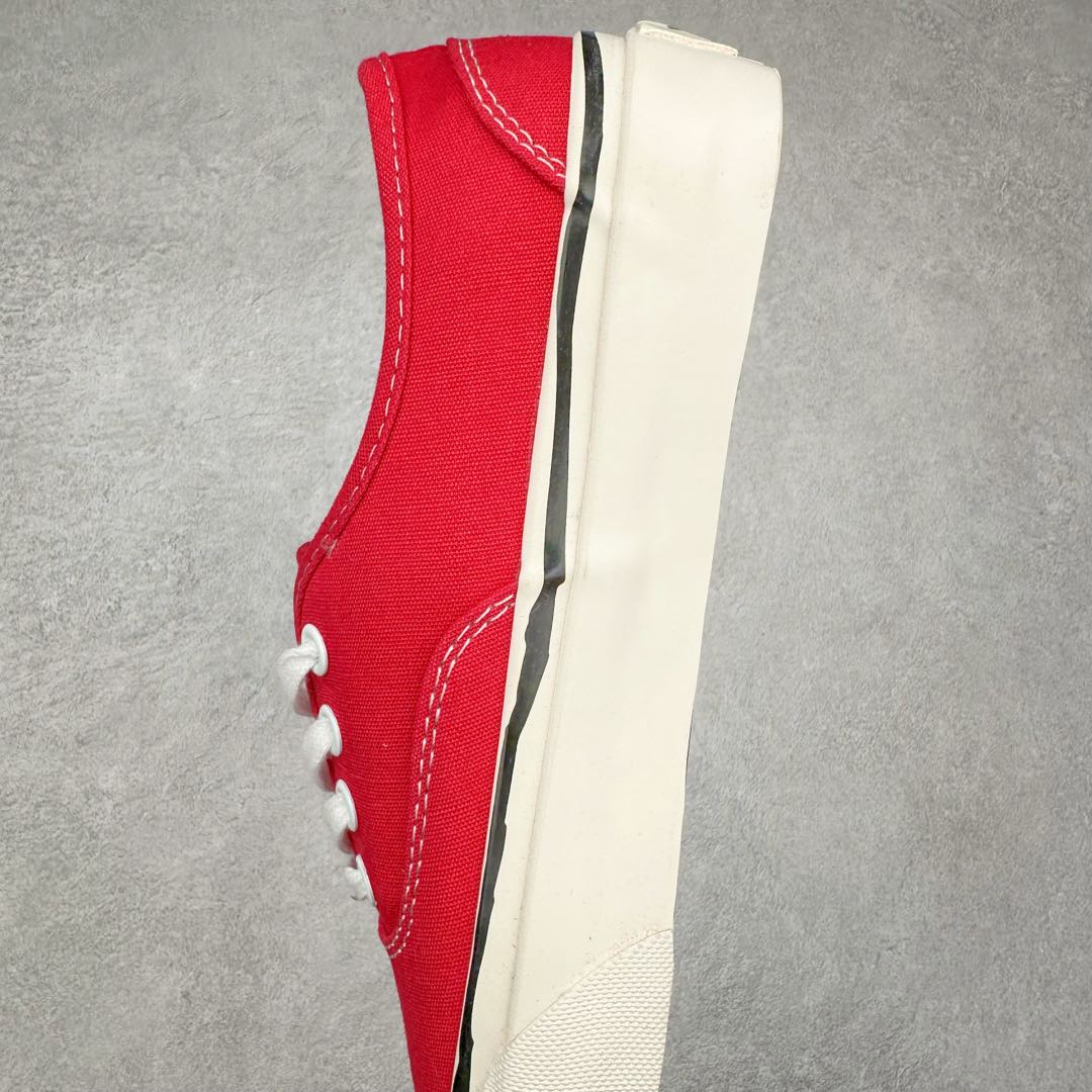 图片[7]-KAMIYA x MADNESS 重磅联名3.0 鲨鱼齿 五色 MMY三原康裕副线设计师KOJI KAMIYA主理日本新晋潮流品牌/神谷康司联名余文乐主理品牌成立十周年特别企划MADNESS x KAMIYA Vulcanize Low Sneaker 系列开口笑扭曲水线休闲运动硫化滑板板鞋“联名鲨鱼齿” 尺码：35 36 36.5 37 38 38.5 39 40 40.5 41 42 42.5 43 44-选品中心