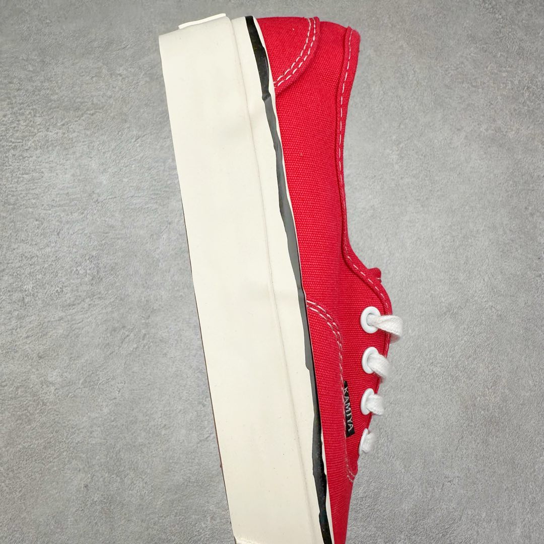 图片[6]-KAMIYA x MADNESS 重磅联名3.0 鲨鱼齿 五色 MMY三原康裕副线设计师KOJI KAMIYA主理日本新晋潮流品牌/神谷康司联名余文乐主理品牌成立十周年特别企划MADNESS x KAMIYA Vulcanize Low Sneaker 系列开口笑扭曲水线休闲运动硫化滑板板鞋“联名鲨鱼齿” 尺码：35 36 36.5 37 38 38.5 39 40 40.5 41 42 42.5 43 44-选品中心