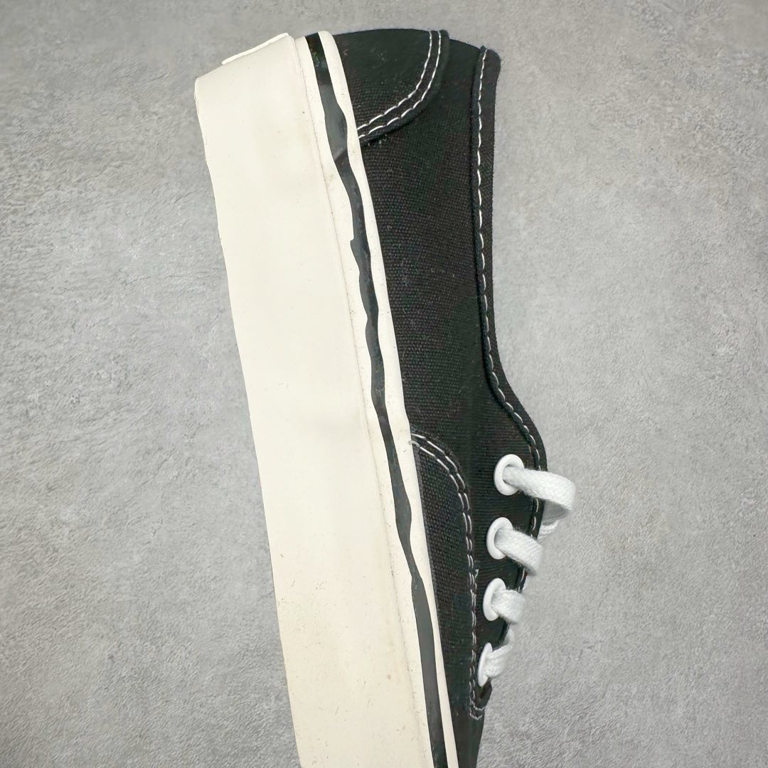 图片[6]-KAMIYA x MADNESS 重磅联名3.0 鲨鱼齿 五色 MMY三原康裕副线设计师KOJI KAMIYA主理日本新晋潮流品牌/神谷康司联名余文乐主理品牌成立十周年特别企划MADNESS x KAMIYA Vulcanize Low Sneaker 系列开口笑扭曲水线休闲运动硫化滑板板鞋“联名鲨鱼齿” 尺码：35 36 36.5 37 38 38.5 39 40 40.5 41 42 42.5 43 44-选品中心