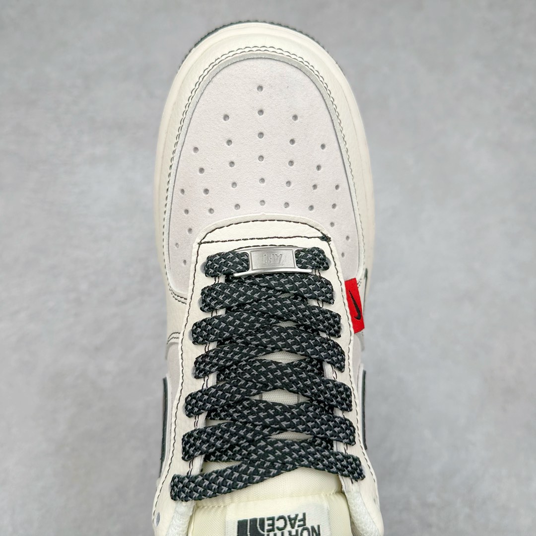 图片[4]-NK Air Force 1´07 Low 空军一号低帮百搭休闲运动板鞋 BB7518-010 柔软、弹性十足的缓震性能和出色的中底设计 横跨复古与现代的外型结合 造就出风靡全球 三十多年的Force 1 直到今天还深受青睐 尺码：36 36.5 37.5 38 38.5 39 40 40.5 41 42 42.5 43 44 44.5 45-选品中心