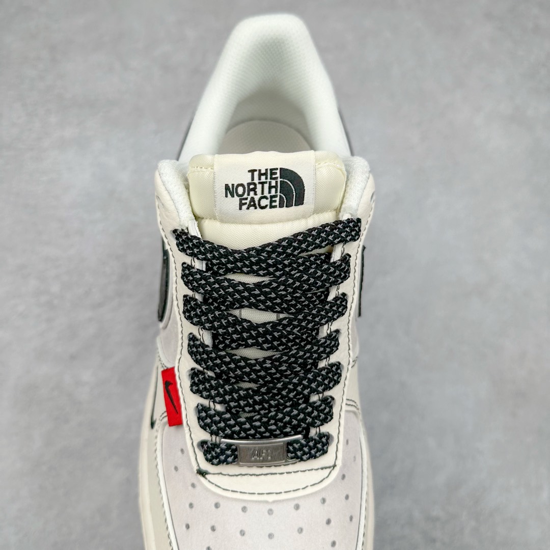 图片[5]-NK Air Force 1´07 Low 空军一号低帮百搭休闲运动板鞋 BB7518-010 柔软、弹性十足的缓震性能和出色的中底设计 横跨复古与现代的外型结合 造就出风靡全球 三十多年的Force 1 直到今天还深受青睐 尺码：36 36.5 37.5 38 38.5 39 40 40.5 41 42 42.5 43 44 44.5 45-选品中心