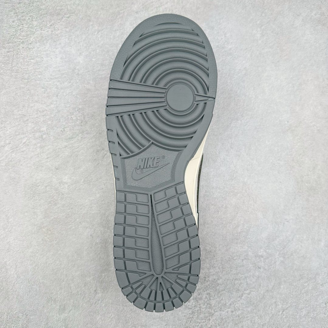 图片[9]-NK Dunk Low 定制配色 DM6868-008 大厂出品 极力推荐 原装头层材料 独家版型蒸餾加工帶來的是更好的视觉和脚感体验大厂纯原品质出货 清洁度 电绣工艺 皮料切割干净无任何毛边 细节完美 尺码：36 36.5 37.5 38 38.5 39 40 40.5 41 42 42.5 43 44 44.5 45-选品中心