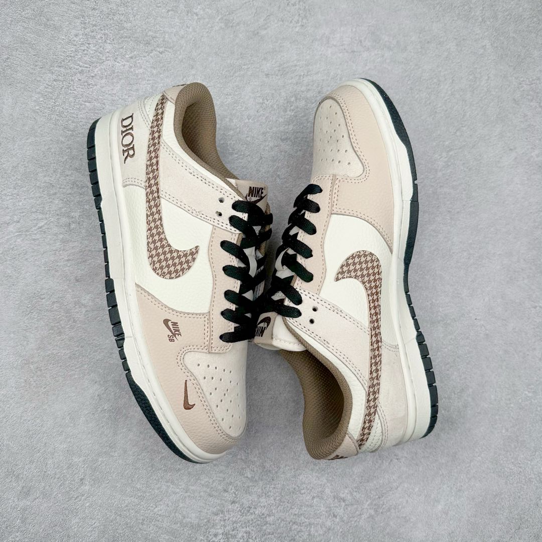 图片[3]-NK Dunk Low 定制配色 DJ2024-097 大厂出品 极力推荐 原装头层材料 独家版型蒸餾加工帶來的是更好的视觉和脚感体验大厂纯原品质出货 清洁度 电绣工艺 皮料切割干净无任何毛边 细节完美 尺码：36 36.5 37.5 38 38.5 39 40 40.5 41 42 42.5 43 44 44.5 45-选品中心