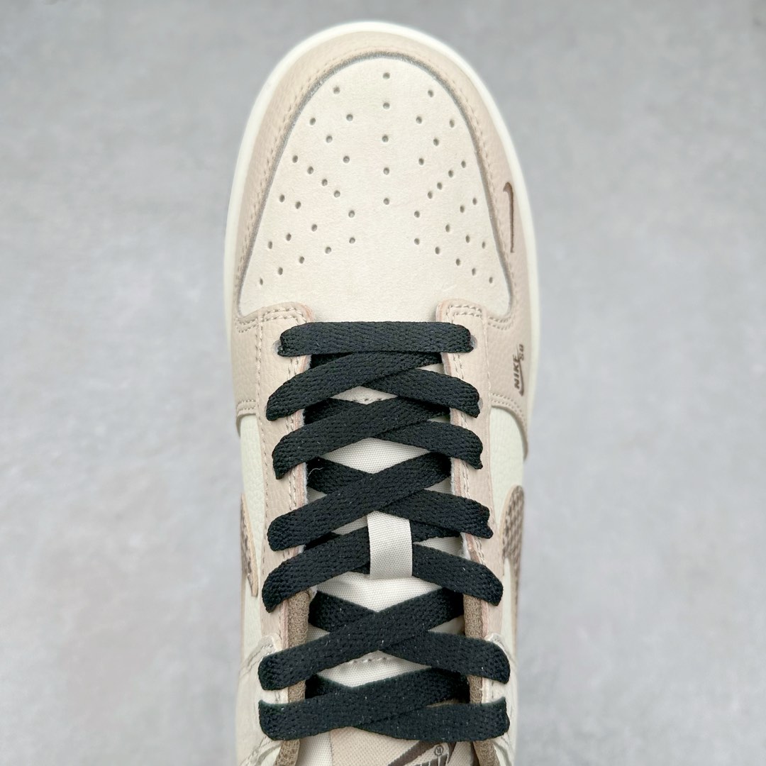 图片[4]-NK Dunk Low 定制配色 DJ2024-097 大厂出品 极力推荐 原装头层材料 独家版型蒸餾加工帶來的是更好的视觉和脚感体验大厂纯原品质出货 清洁度 电绣工艺 皮料切割干净无任何毛边 细节完美 尺码：36 36.5 37.5 38 38.5 39 40 40.5 41 42 42.5 43 44 44.5 45-选品中心