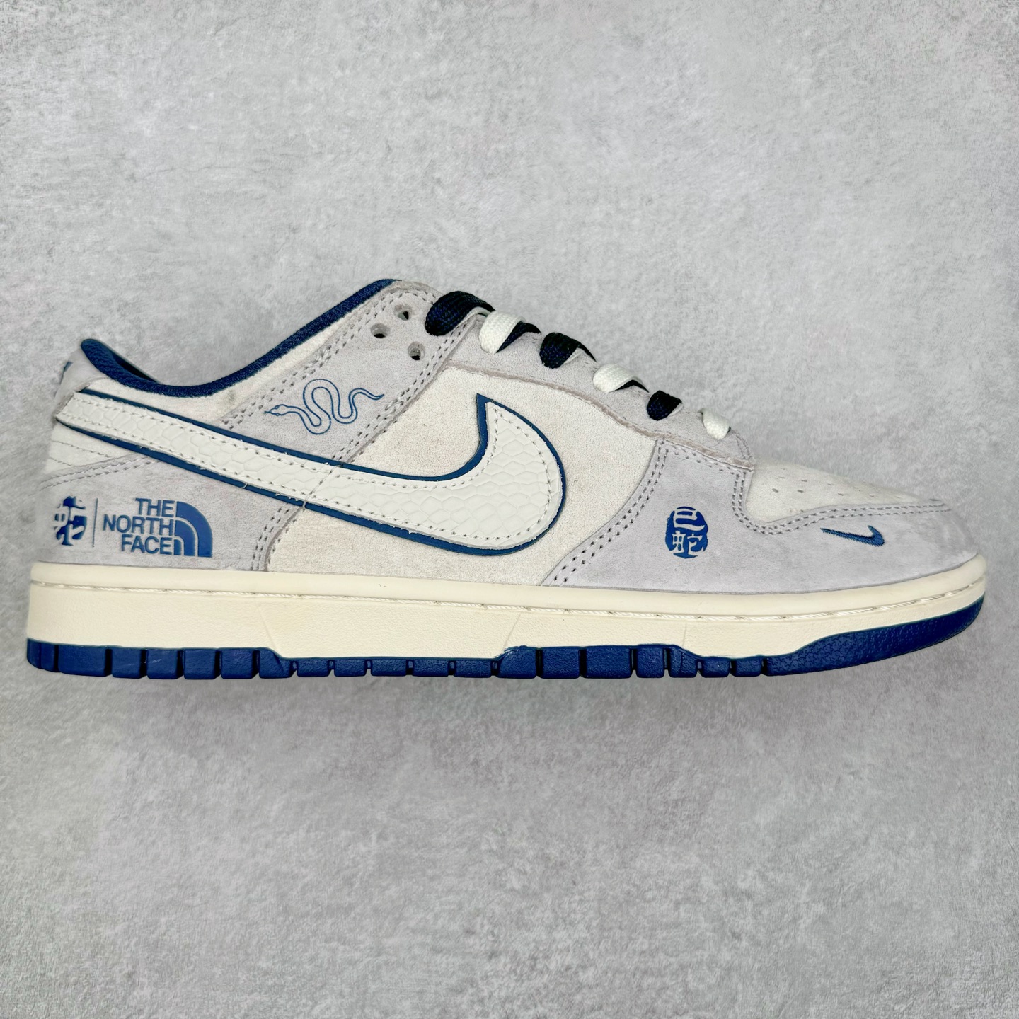 NK Dunk Low 定制配色 DM6868-014 大厂出品 极力推荐 原装头层材料 独家版型蒸餾加工帶來的是更好的视觉和脚感体验大厂纯原品质出货 清洁度 电绣工艺 皮料切割干净无任何毛边 细节完美 尺码:36 36.5 37.5 38 38.5 39 40 40.5 41 42 42.5 43 44 44.5 45-选品中心