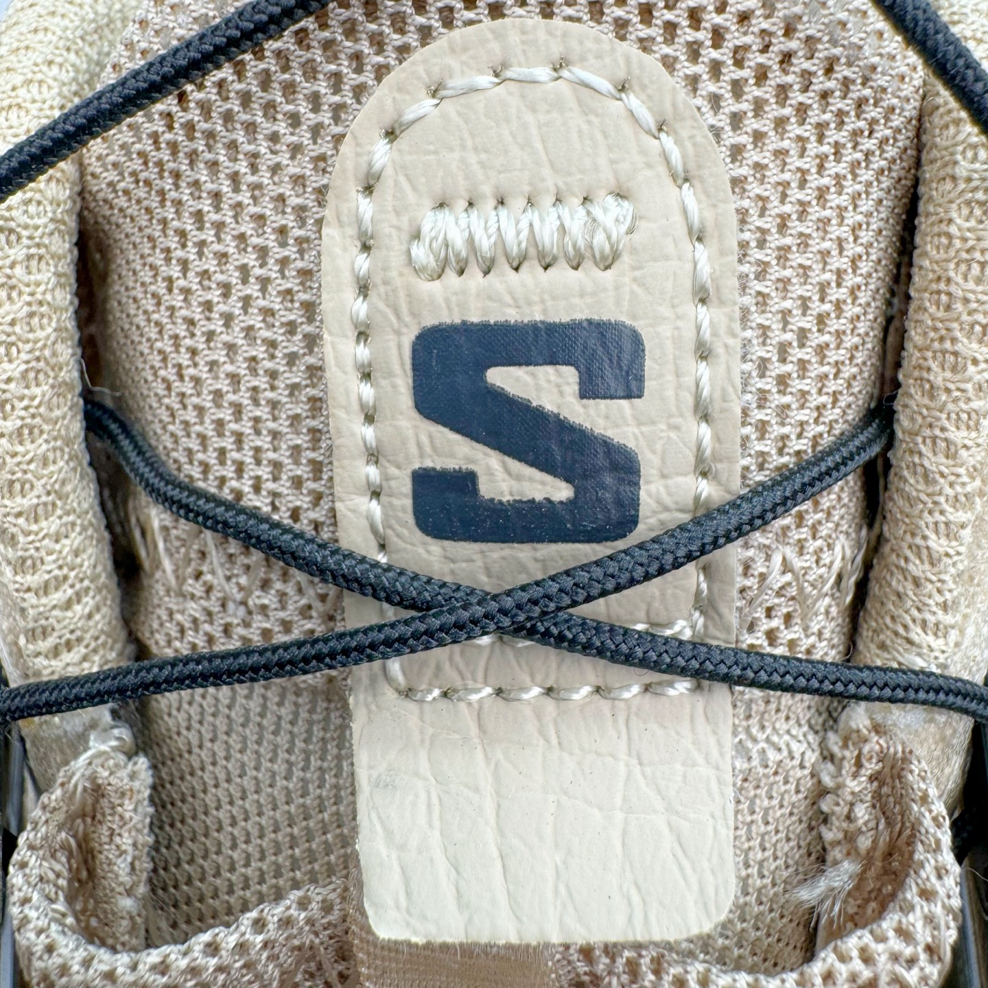 图片[14]-＃绿X/GX SALOMON XT PU.RE ADVANCED 萨洛蒙潮流越野机能户外功能鞋 纯原外贸平台特供订单 耗时半年巨作 全套原纸板楦头开发 原厂特供网布配套加持 确保原汁原味 完美呈现版型 原档数据独家私模五层组合大底 男女鞋同步官方开发至46.5 原装Ortholite轻量化鞋垫 中底布带钢印编号 原厂TPU锁扣 进口港宝加持 后跟自然饱满 还原公司包裹性 基于 SALOMON 初代 XT 鞋身造型并搭载 4D ADVANCED CHASSIS™ 大底打造而成 为这款 XT-QUEST 带来了多项足部控制与保护等功能性 如在运动过程中控制左右晃动的过程而提高稳定性、改善长途越野过程中足中到足尖的过渡、提高感知岩石的精确度以抵抗尖锐物体对脚底的伤害以及采用动态缓冲来增强穿着舒适感 从而减轻疲劳感 使 XT-QUEST 成为一双舒适且安全的户外之履 尺码：36 36.5 37.5 38 38.5 39 40 40.5 41 42 42.5 43 44 44.5 45 46 46.5-选品中心