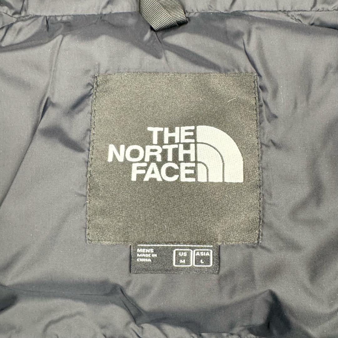 图片[14]-＃暖冬福利 The North Face TNF Nuptse 1996 北面兔年限定羽绒服 注意此款产品不支持退换‼️ ❶刺绣采用进口田岛绣花 万针刺绣，采用进口7号针，日本女皇绣线，保证每字饱满工、立体感清晰。 ❷保暖性能出色，轻便不厚重，压缩后的蓬松度恢复性好！ ❸原厂定制40D格子四级防水布料，内胆采用40T高密度胆布，防止跑绒，并保证手感及膨松度，内里采用尼龙nylon双重双层封禁设计，不会出现任何跑绒现象，内置抽拉绳扣的可调节下摆，可防风防寒！ ❹拉链采用吉田YKK原厂定制，刻字清晰，质感完美顺滑. ❺辅料及扣子均采用原版一样铜芯弹簧【非市面铁芯弹簧】 尺码：XS S M-选品中心