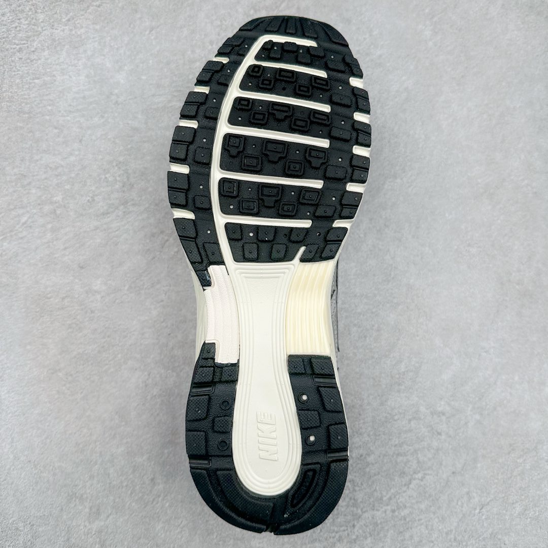 图片[9]-NK P-6000 系列低帮复古老爹风休闲运动舒适慢跑鞋 购入原鞋原装纸板楦头开发 独家私模四层组合大底 市场唯一正确版本 良心定价 新配色陆续出货 进口三文治网面 融合 Pegasus 过往运动鞋设计 助力 21 世纪早期跑步运动跃升时尚新高度 采用透气网眼布、运动风格线条和耐穿覆面 兼具吸睛外观和舒适感受 中底泡绵以田径赛道为灵感 打造厚实设计 缔造出众缓震性能 尺码：36 36.5 37.5 38 38.5 39 40 40.5 41 42 42.5 43 44 44.5 45-选品中心