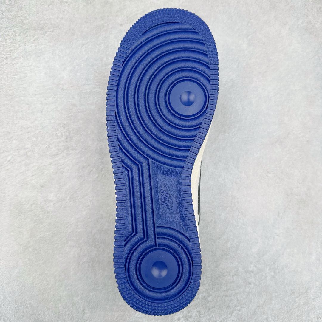 图片[9]-NK Air Force 1´07 Low 空军一号低帮百搭休闲运动板鞋 DM6688-017 柔软、弹性十足的缓震性能和出色的中底设计 横跨复古与现代的外型结合 造就出风靡全球 三十多年的Force 1 直到今天还深受青睐 尺码：36 36.5 37.5 38 38.5 39 40 40.5 41 42 42.5 43 44 44.5 45-选品中心