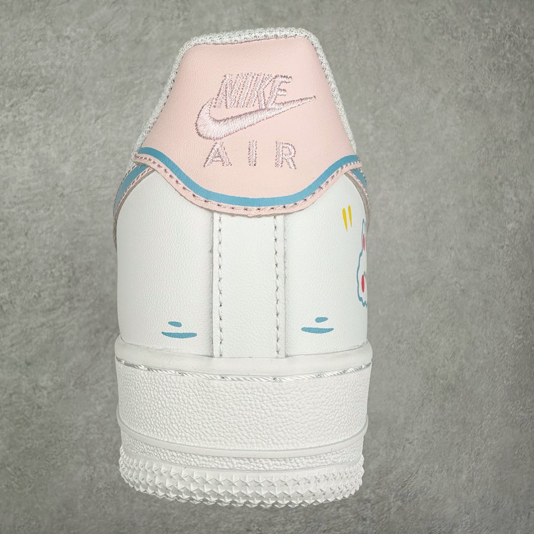 图片[8]-NK Air Force 1´07 Low 空军一号低帮百搭休闲运动板鞋 TY0301-111 柔软、弹性十足的缓震性能和出色的中底设计 横跨复古与现代的外型结合 造就出风靡全球 三十多年的Force 1 直到今天还深受青睐 尺码：36 36.5 37.5 38 38.5 39 40 40.5 41 42 42.5 43 44 44.5 45-选品中心