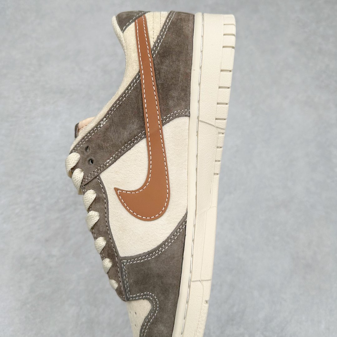 图片[7]-NK Dunk Low 定制配色 DJ2024-082 大厂出品 极力推荐 原装头层材料 独家版型蒸餾加工帶來的是更好的视觉和脚感体验大厂纯原品质出货 清洁度 电绣工艺 皮料切割干净无任何毛边 细节完美 尺码：36 36.5 37.5 38 38.5 39 40 40.5 41 42 42.5 43 44 44.5 45-选品中心