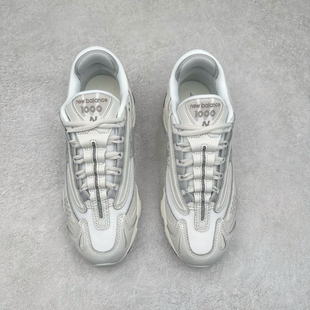图片[2]-New Balance M1000 NB新百伦系列低帮复古老爹风休闲运动慢跑鞋 据悉，New Balance的复古鞋型M1000系列将在2024年正式回归。而自家美产创意总监Teddy Santis的AIMÉ LEON DORE也将率先推出联名1000撑撑场子，鞋款预计将在今年正式发布。New Balance1000系列作为NB最高端的鞋型，诞生于1999年，一度成为当年的热门鞋型，神似Nike Air Max95，现在看来也是一双符合潮流趋势的复古老爹鞋型。此番Teddy Santis亲自操刀，将丰富的配色和升级材质于复古的1000鞋型结合，鞋身采用米色、绿色和粉色的搭配。\\\”N\\\”字Logo也以全新的设计呈现，以1000标志性的网布和皮革材质打造，带来全新的视觉体验。后续ALD和New Balance1000的联名还将推出纯白配色，具体颜值还要等更多实物图的释出。AIMÉ LEON DORE和New Balance的多次联名一直有着超高的人气，无论是550还是1906R都有着不低的溢价，预计此番颜值不错的全新1000也会有着较高的人气。尺码：36 37 37.5 38 38.5 39.5 40 40.5 41.5 42 42.5 43 44 44.5 45 45.5 46.5-选品中心
