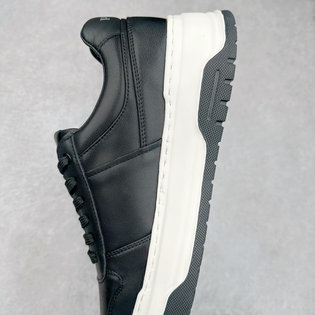 图片[7]-Prada Cloudbust Thunder Low Sneakers 普拉达老爹百搭休闲运动男鞋系列 广东大厂品质 25ss早春新款 专柜同步 Prada Cloudbust Thunder运动鞋设计以雕塑感设计重新演绎PRADA男士风格，独具时尚个性风格。大气个性更潮更抢眼更追求档次，它将颠覆旧念，与您共度时尚潮人必备! 面料采用原版进口小牛皮 牛皮内里垫脚 橡胶发泡大底 轻便防滑耐磨 脚感舒适 款式耐看做工精细 配以简洁利落的鞋楦 彰显男人的果敢和硬朗 尺码：39-44（皮鞋码）-选品中心