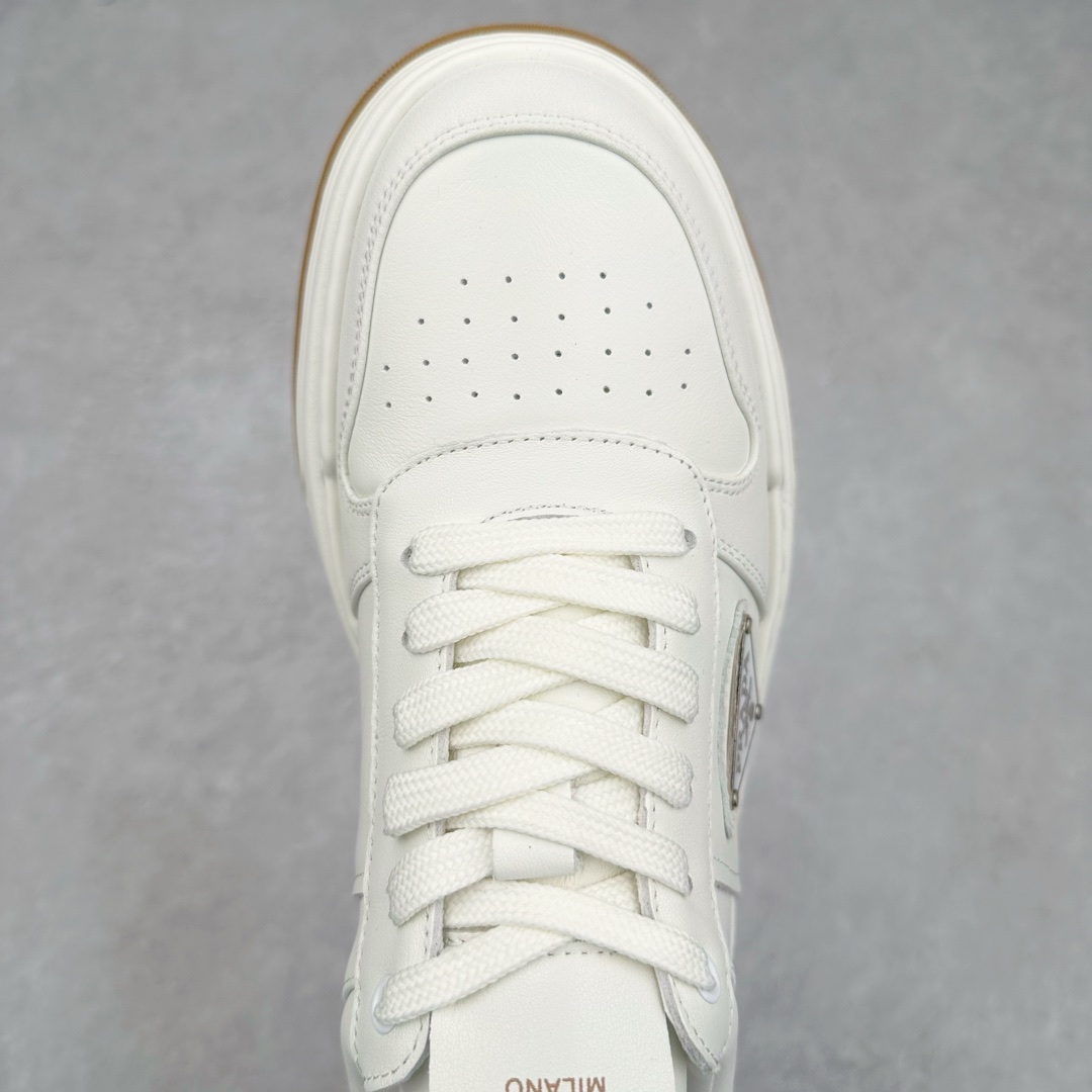 图片[4]-Prada Cloudbust Thunder Low Sneakers 普拉达老爹百搭休闲运动男鞋系列 广东大厂品质 25ss早春新款 专柜同步 Prada Cloudbust Thunder运动鞋设计以雕塑感设计重新演绎PRADA男士风格，独具时尚个性风格。大气个性更潮更抢眼更追求档次，它将颠覆旧念，与您共度时尚潮人必备! 面料采用原版进口小牛皮 牛皮内里垫脚 橡胶发泡大底 轻便防滑耐磨 脚感舒适 款式耐看做工精细 配以简洁利落的鞋楦 彰显男人的果敢和硬朗 尺码：39-44（皮鞋码）-选品中心