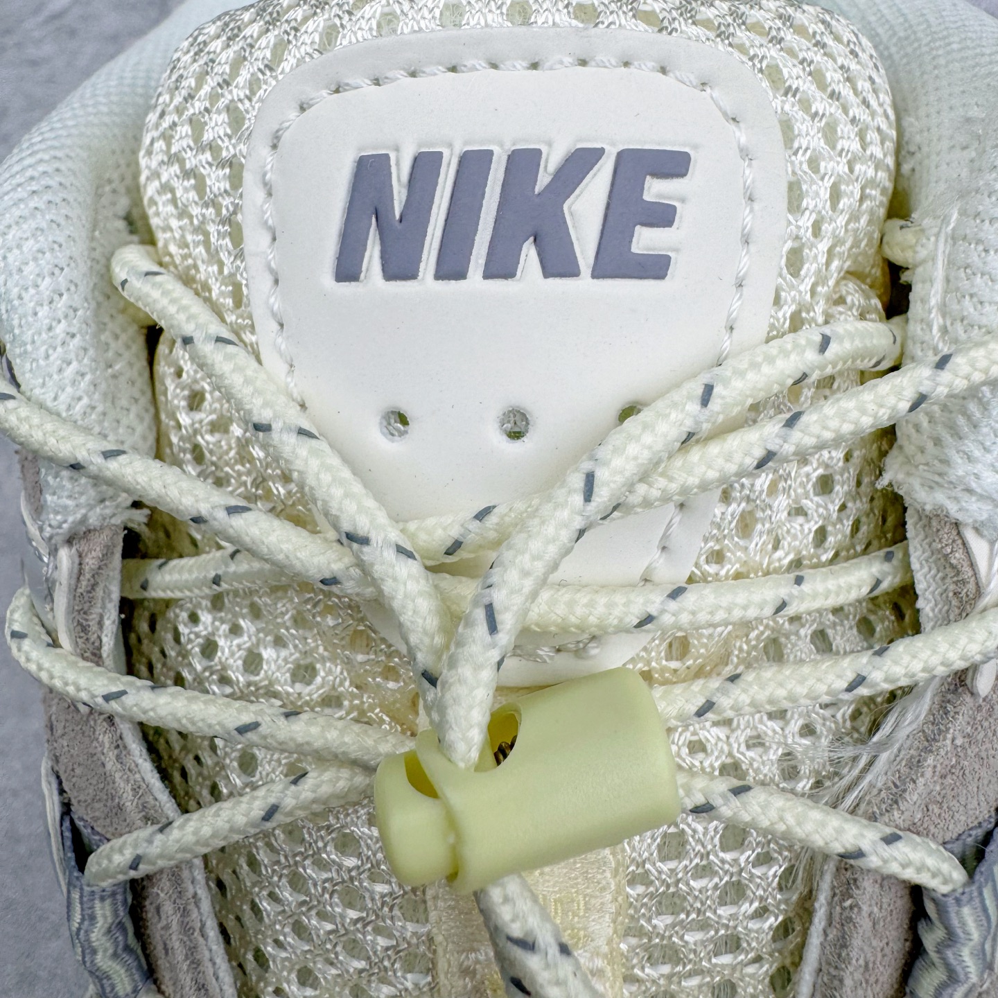 图片[14]-NK P-6000 系列低帮复古老爹风休闲运动舒适慢跑鞋 购入原鞋原装纸板楦头开发 独家私模四层组合大底 市场唯一正确版本 良心定价 新配色陆续出货 进口三文治网面 融合 Pegasus 过往运动鞋设计 助力 21 世纪早期跑步运动跃升时尚新高度 采用透气网眼布、运动风格线条和耐穿覆面 兼具吸睛外观和舒适感受 中底泡绵以田径赛道为灵感 打造厚实设计 缔造出众缓震性能 尺码：36 36.5 37.5 38 38.5 39 40 40.5 41 42 42.5 43 44 44.5 45-选品中心