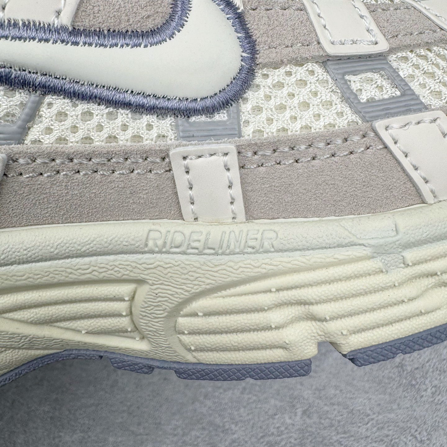 图片[19]-NK P-6000 系列低帮复古老爹风休闲运动舒适慢跑鞋 购入原鞋原装纸板楦头开发 独家私模四层组合大底 市场唯一正确版本 良心定价 新配色陆续出货 进口三文治网面 融合 Pegasus 过往运动鞋设计 助力 21 世纪早期跑步运动跃升时尚新高度 采用透气网眼布、运动风格线条和耐穿覆面 兼具吸睛外观和舒适感受 中底泡绵以田径赛道为灵感 打造厚实设计 缔造出众缓震性能 尺码：36 36.5 37.5 38 38.5 39 40 40.5 41 42 42.5 43 44 44.5 45-选品中心